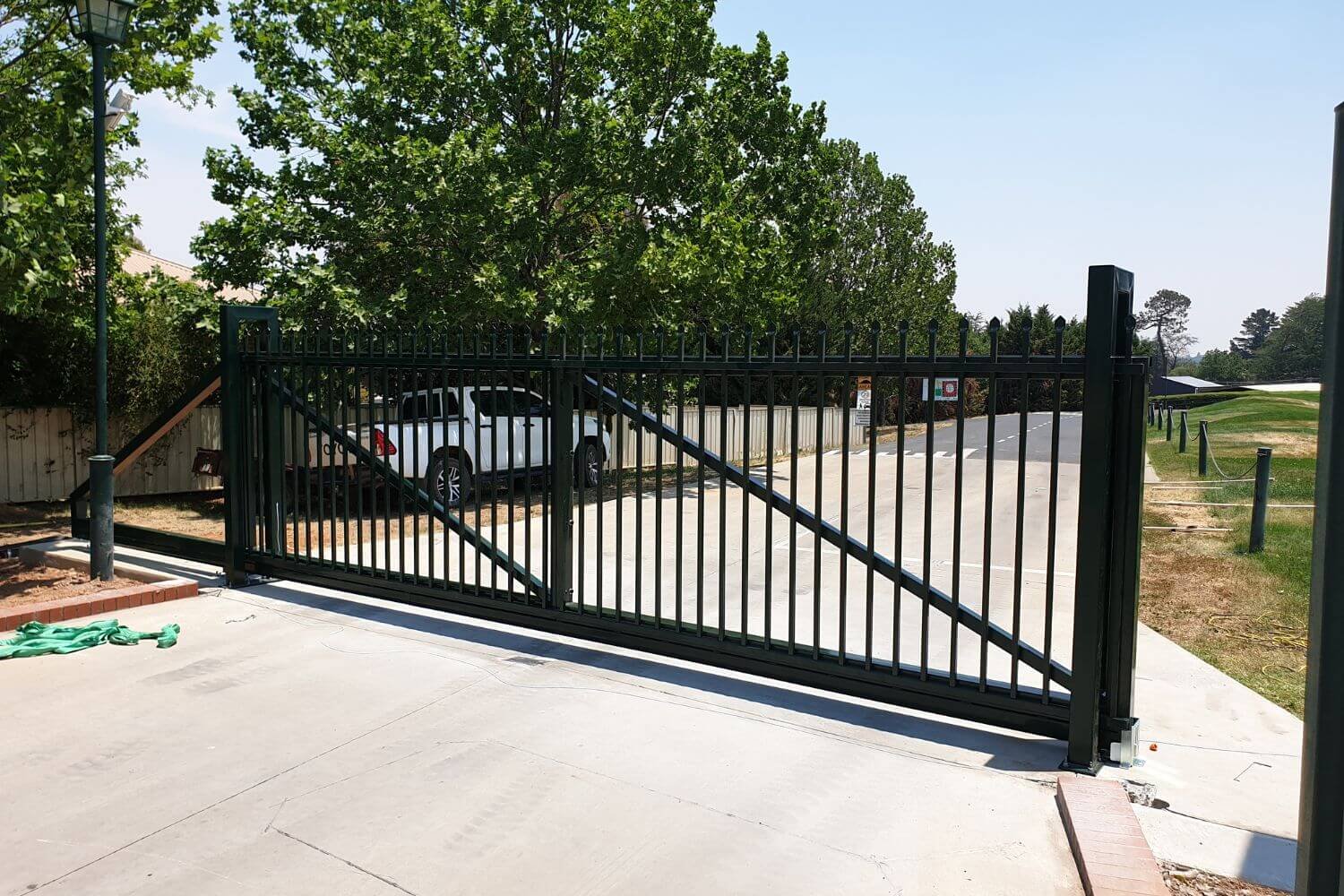ASetOfSchoolGates1.jpg