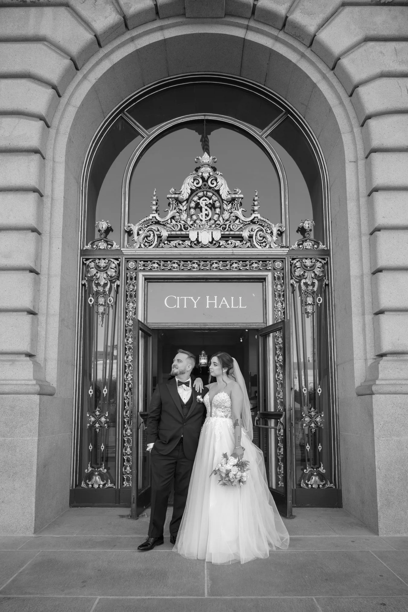 gabriela-graeme-city-hall-web-res-228-bw.jpg