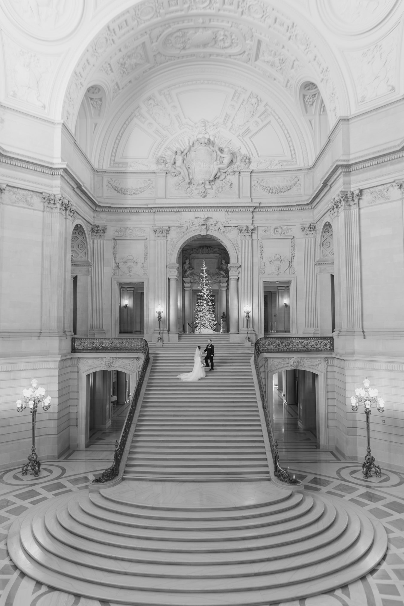 gabriela-graeme-city-hall-web-res-54-bw.jpg