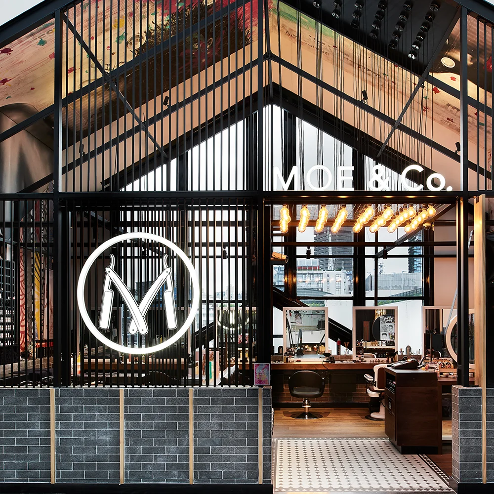JuicyDesign-ProjectThumbnail-1000x1000-InteriorBranding-Moe&Co.jpg