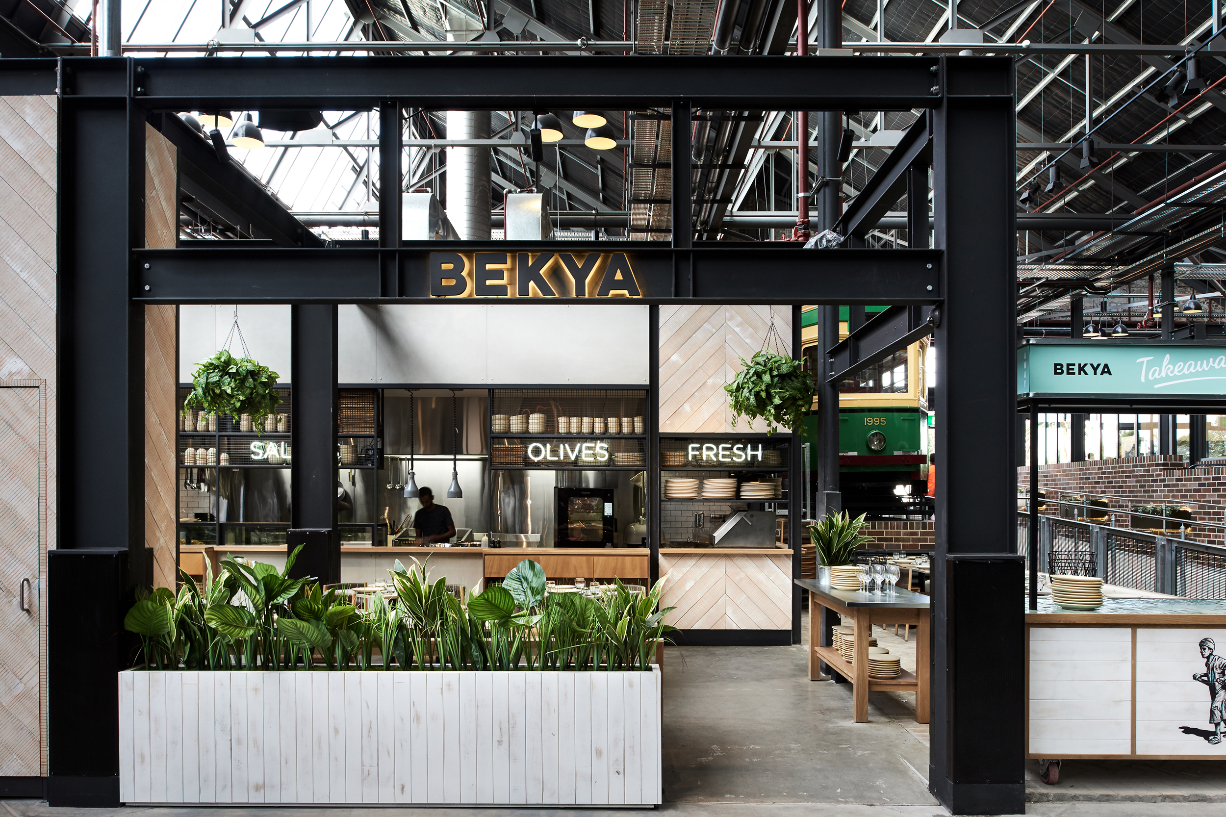 JuicyDesign-Projecthero-2500x1666-InteriorBranding-Bekya-03.jpg