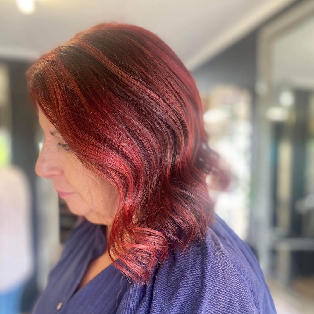FABULOUS RED created by our super talented stylist Cassie 🌹💋 

.
.
.

📞 (07) 4317 4192
🌐 www.iconsalonshb.comau
📍 1/40 Torquay Road Pialba QLD

.
.
.

#hairdresserherveybay #hairsalonherveybay #beautysalonherveybay #salonherveybay #cosmetictatoo