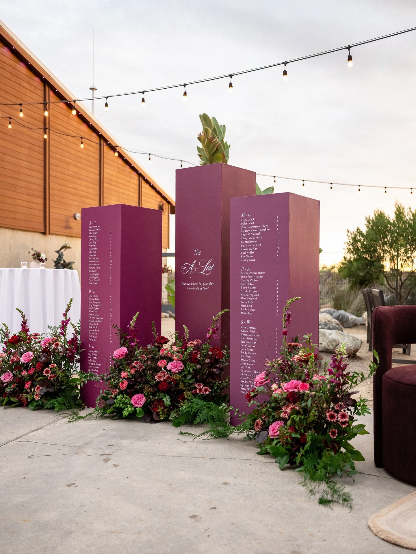 Forever obsessed with moody pillar seating charts ✨

The A-Team:
Venue: @ocean_institute_events
Planning + Design: @allinthedetaildesign
Catering: @jayscatering
Florist: @thebloomoftime
Signage + Paper Goods: @studiocynth
Photographer: @emry_photogra