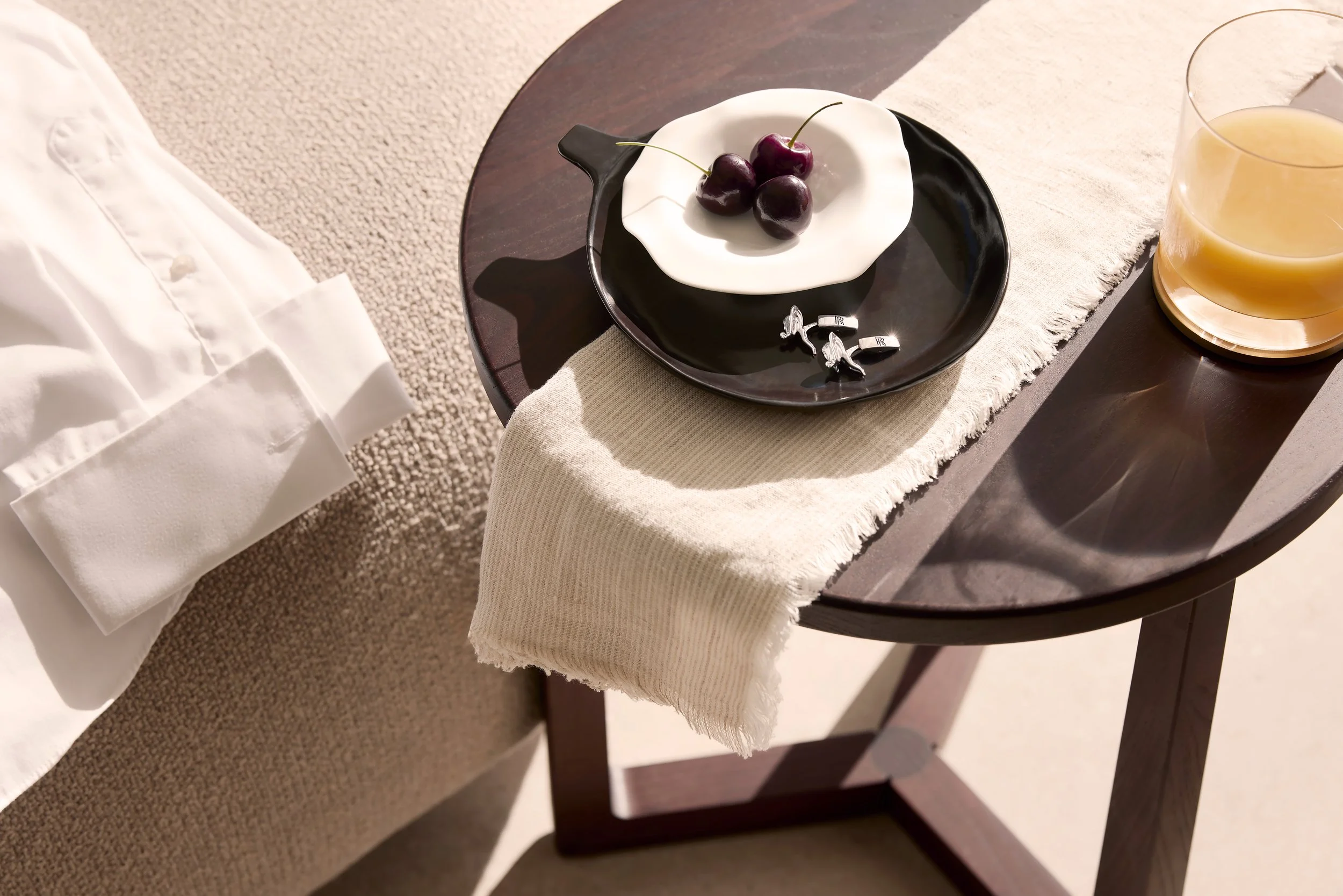 RR LOC CUFFLINKS 1 v2 Orange.jpg