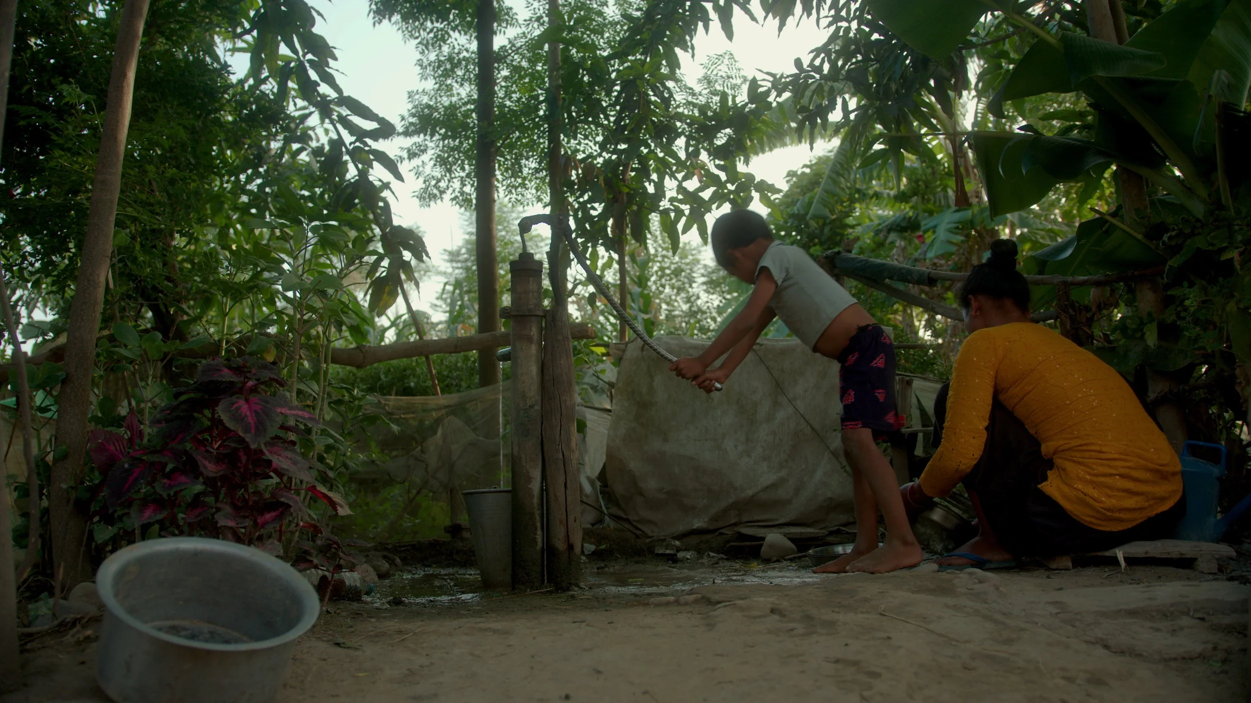 Mukta Kamaiya Folket.00_00_48_16.Still058.jpg