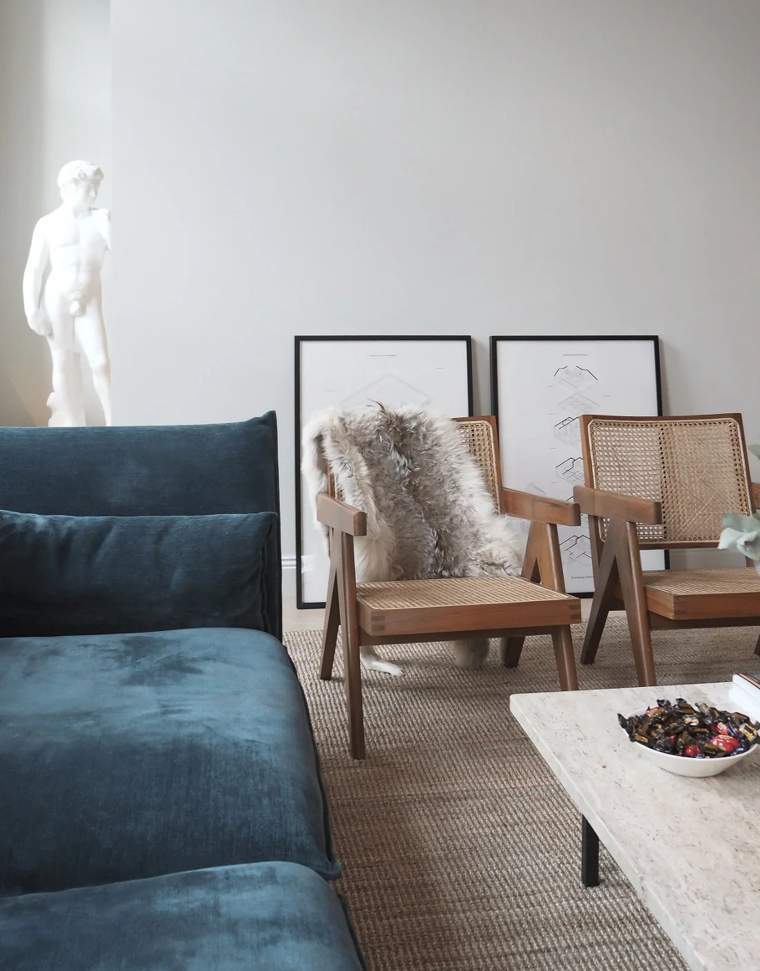 Investir dans un fauteuil Chandigarh : l'élégance intemporelle