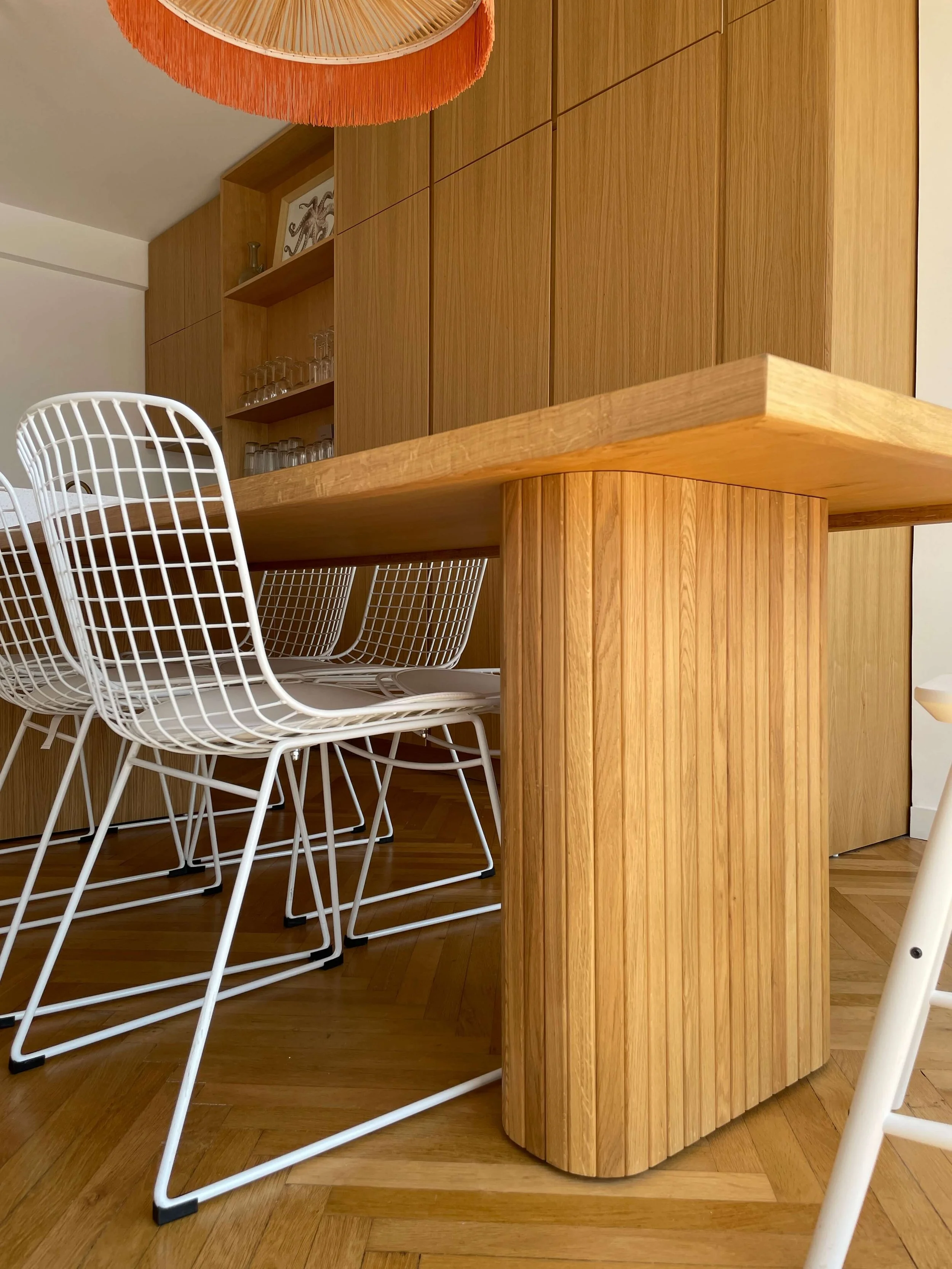 Appartement rénové face au Vieux-Port — Terrazzo, terracotta & sur ...