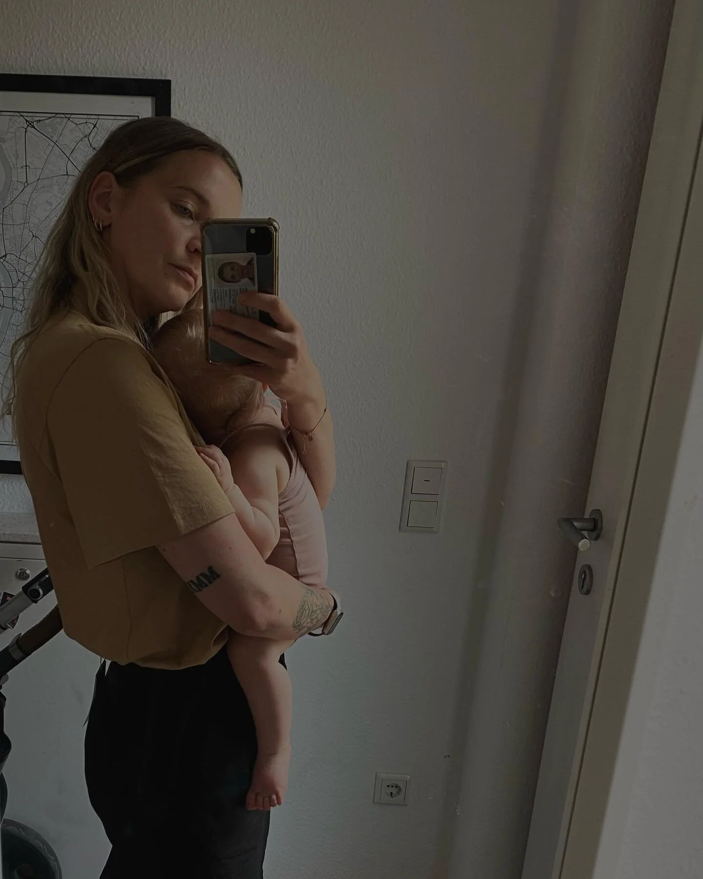 may

1. I chose family over everything else and it brought so much peace

2. Super proud of my first born 😍

3. A bit proud of myself for not quitting 

4. Brother I miss you 

5. My moments of peace 

6. WORK 🫶🏻🫶🏻🫶🏻 a beautiful colour palette