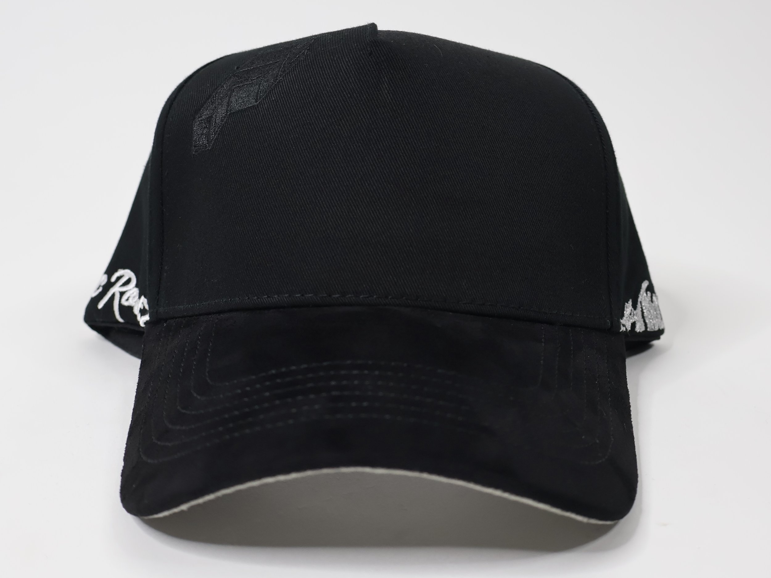 Sleek Edge Black Snap Cap