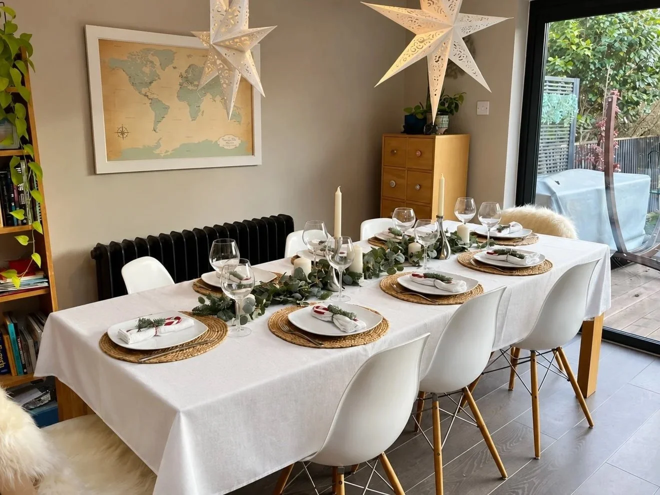 Christmas styling. Tablescape