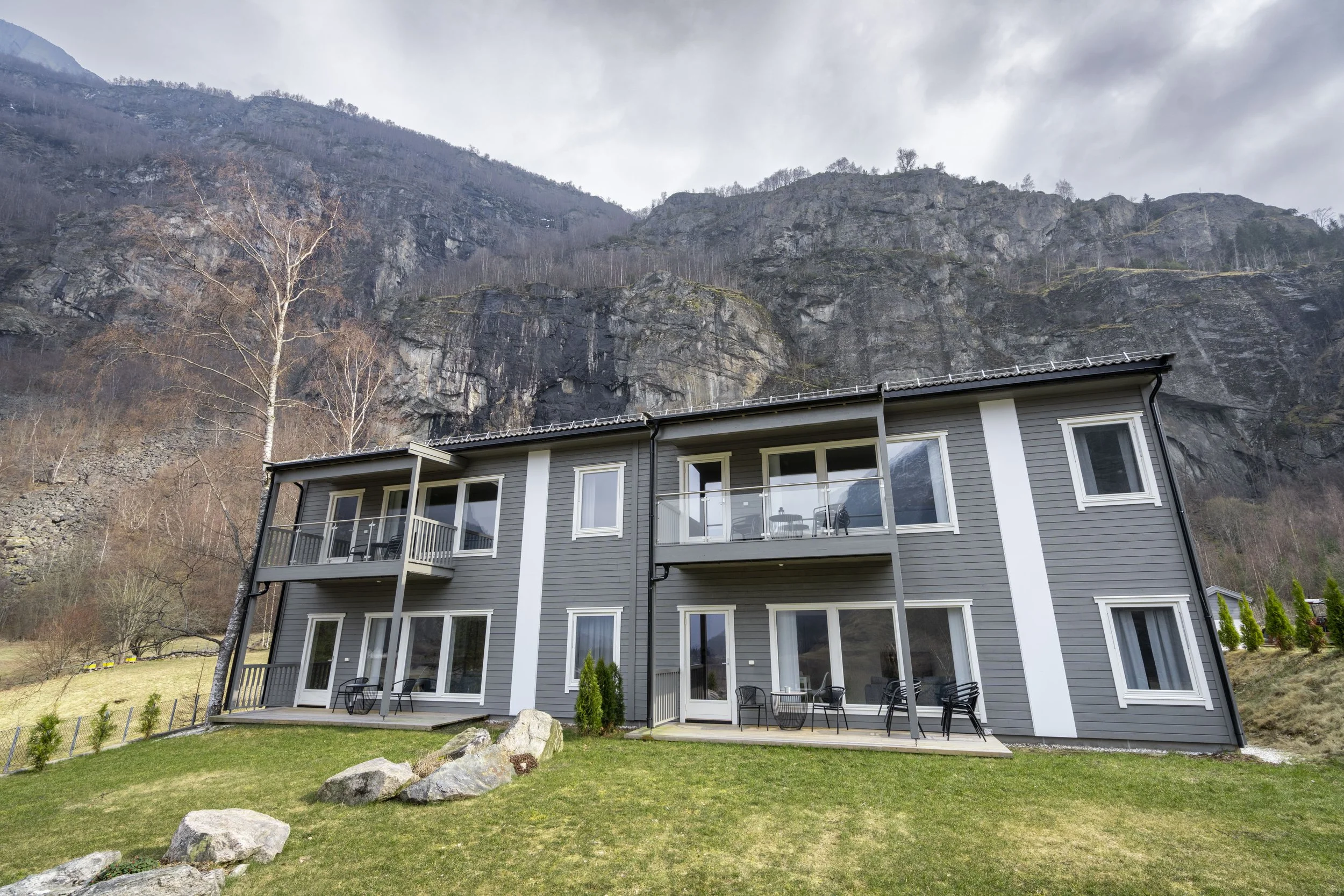 Skaimsberg apartments in Aurlandsdalen