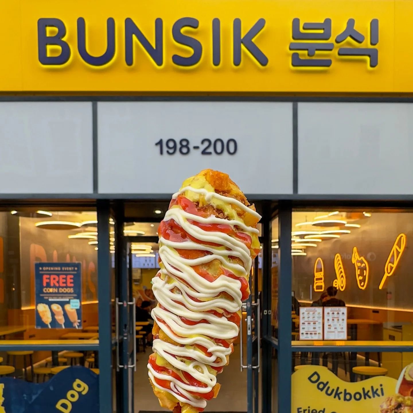 Korean street food legends @bunsik_london are now open in Earls Court! 

To celebrate they're giving away 100 Korean corn dogs with any other purchase to the first lucky customers from 11am today.

Check them out at 198-200 Earls Court Road.