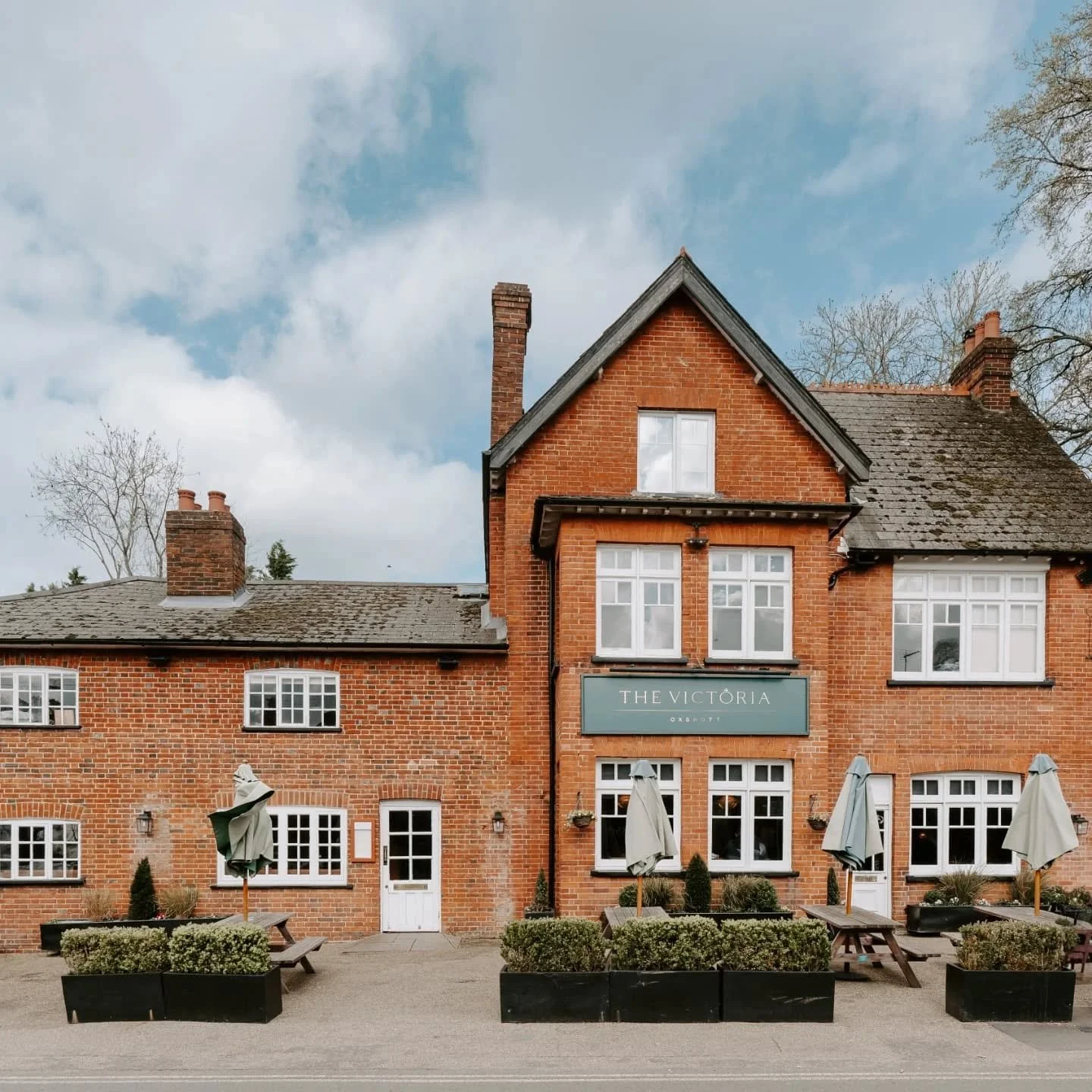 It's the Big Birthday Bash @thevictoriaoxshott on Sunday 24th August, a summer celebration in one of Surrey&rsquo;s most beautiful pub gardens.

From 12pm&ndash;10pm, expect live music, standout festival food, summer spritzes, and a welcoming atmosph