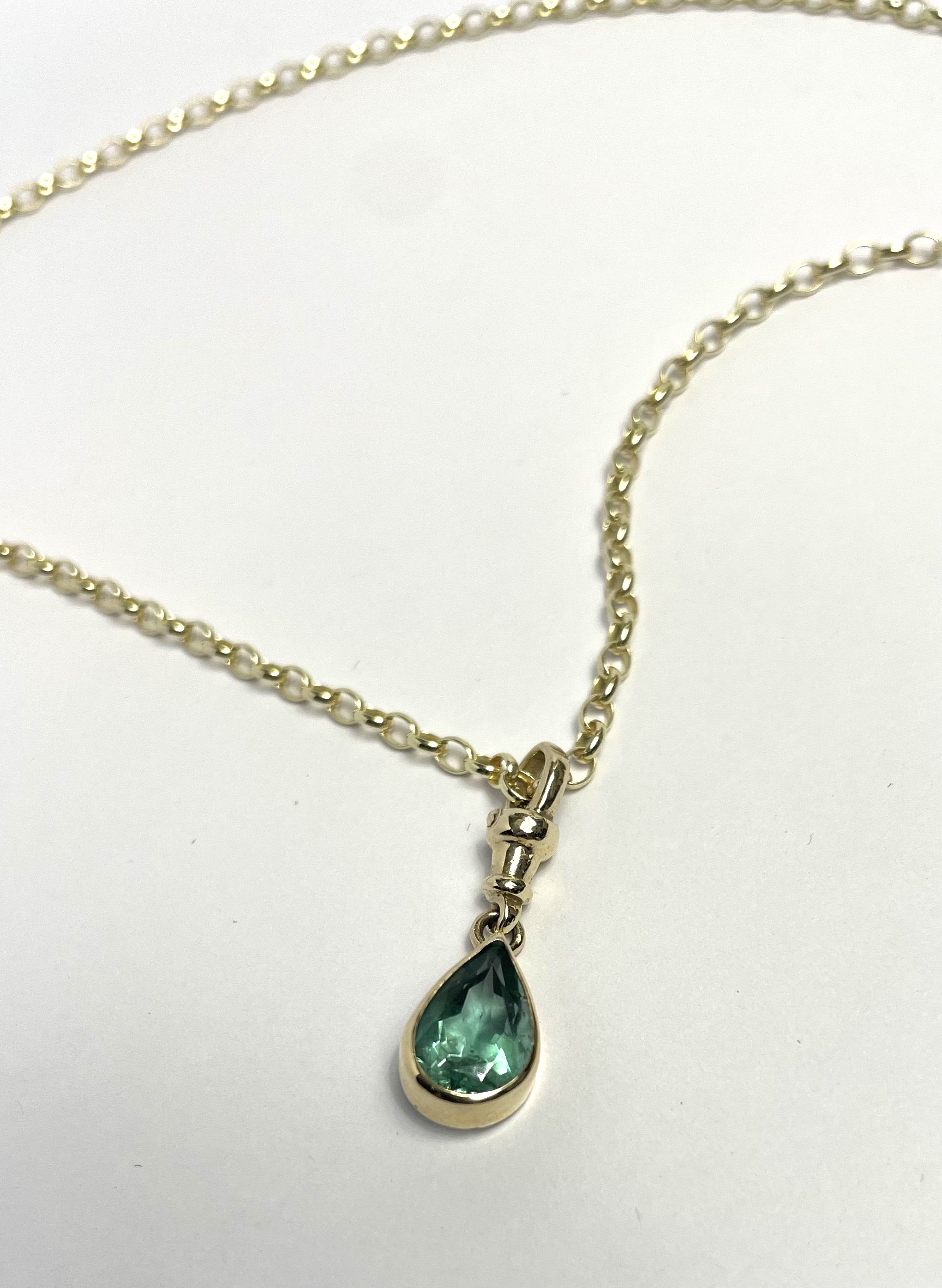 fluorite little limelight pendant 2.jpg