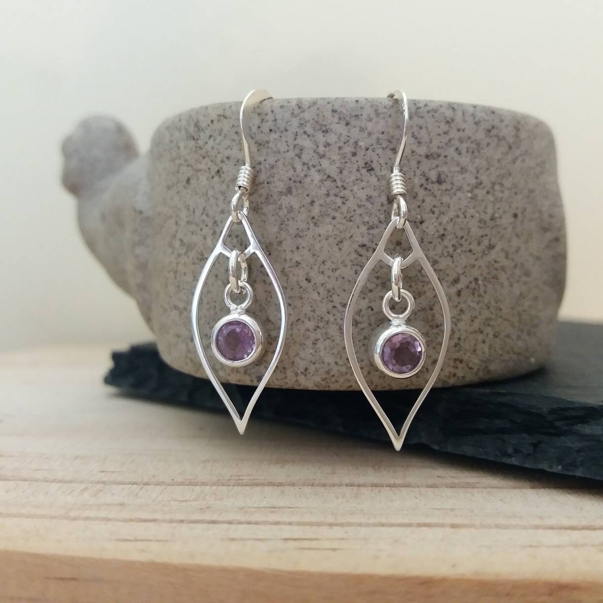 https://i.etsystatic.com/5585141/r/il/b8e32d/1542155501/il_fullxfull.1542155501_f3i7.jpg