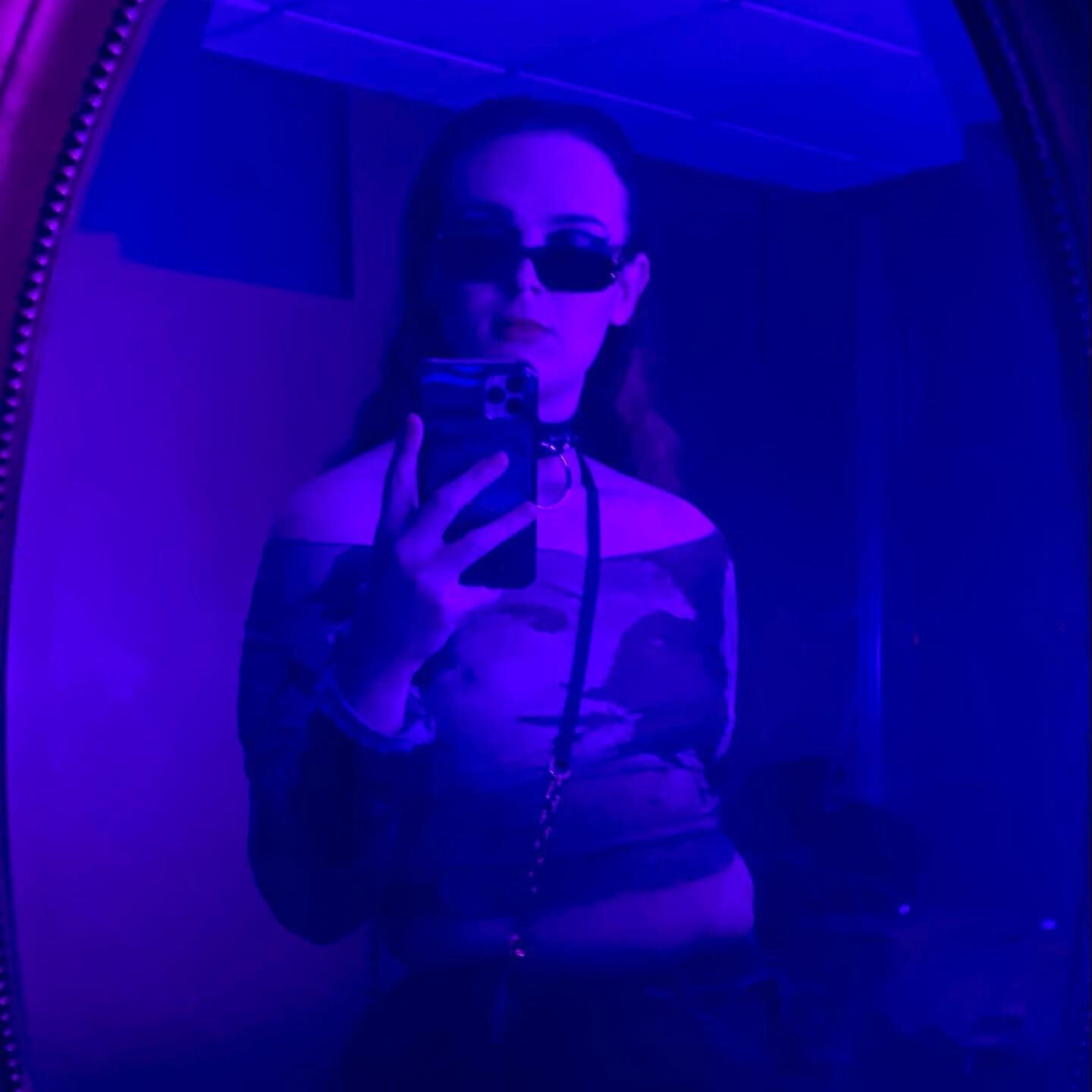 the last few weeks have been the most lovely start to a year i could imagine &lt;3 so many sweet people in my life; i appreciate you all so deeply. so excited for what&rsquo;s to come&hellip; and for aquarius szn. my time approaches :3