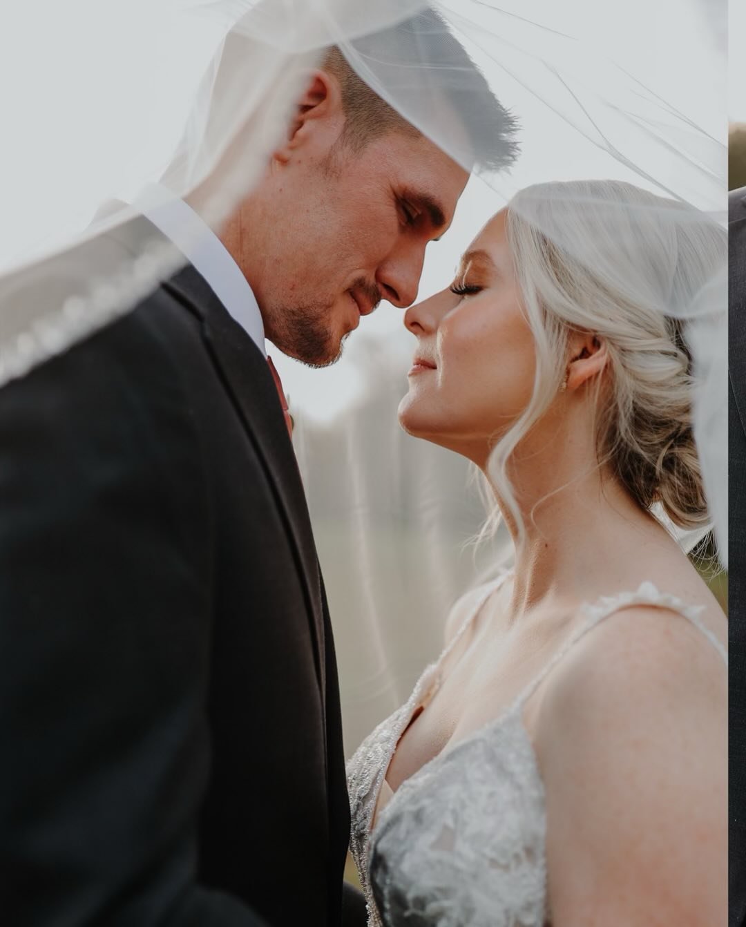 Samuel + Brittney 🤍

✨Full sneak peek on Facebook!

Venue | @chapmanhillevents 
Coordinator | @lovelyday_weddingsandevents 
Florist | @eventpalette 
Hair &amp; Makeup Artist | @bombshellcreationsga, @courta_whitfield 
Wedding Dress | @dressingdreams