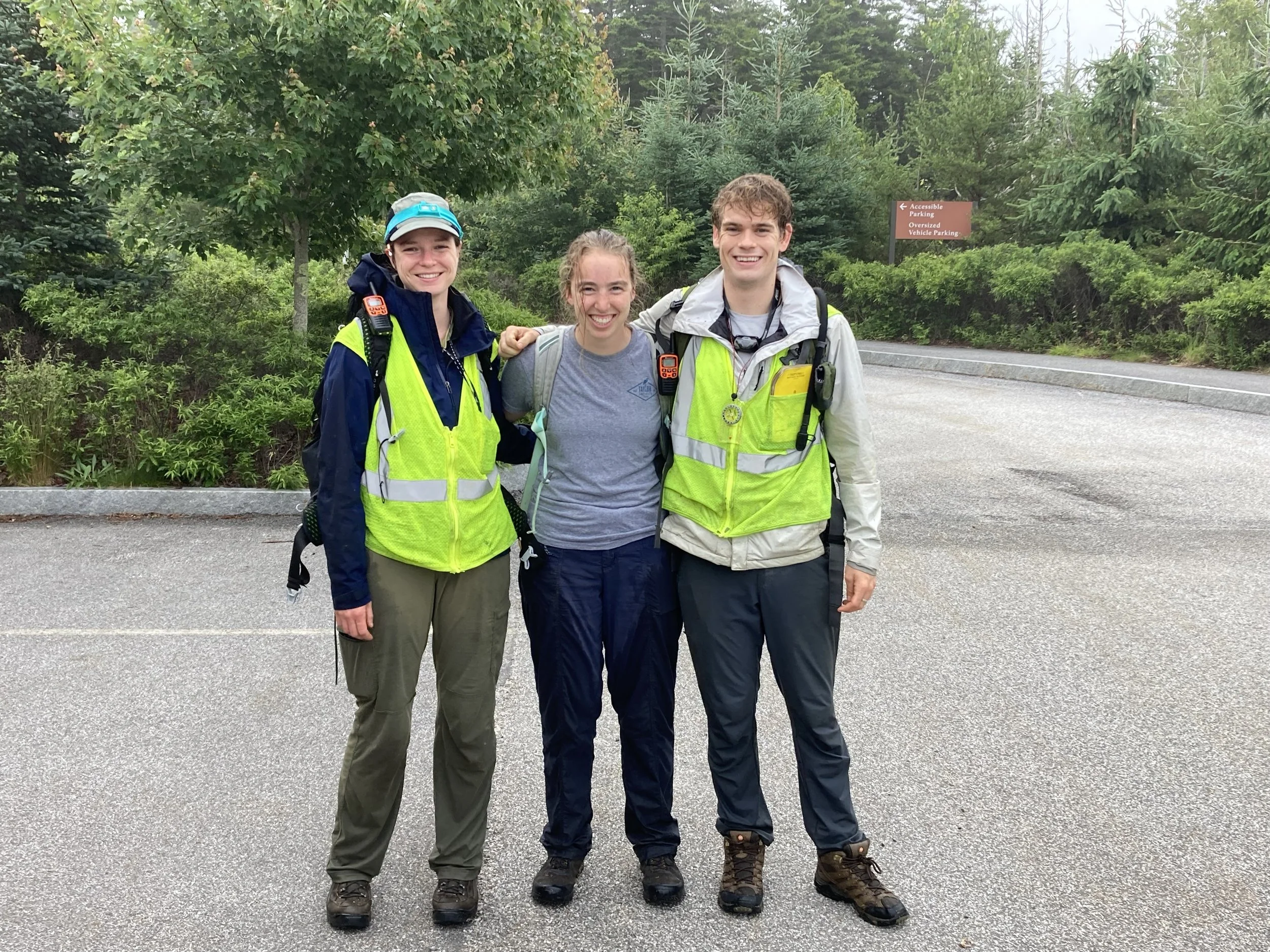 Maggie Denison ’25, Ellie Jackson ’25, and Thomas Bates