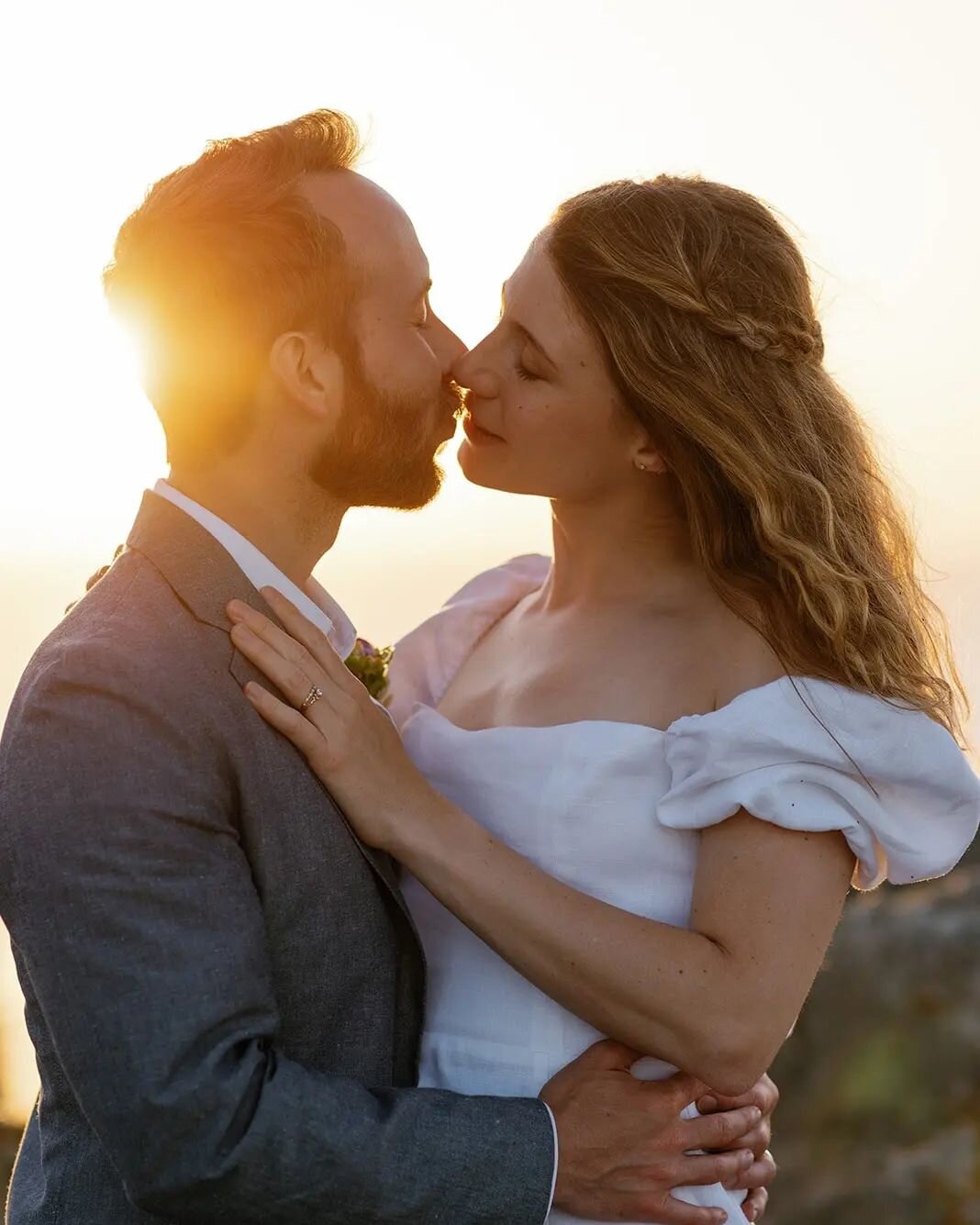 Happy International kissing day!
Photographer @wieslaw.weddings 
#internationalkissingday 
#elopementmallorca 
#destinationwedding 
#destinationweddingmallorca 
#mallorcaweddingplanner 
#mallorcawedding 
#weddinginmallorca 
#sunset
#elopement 
#mallo