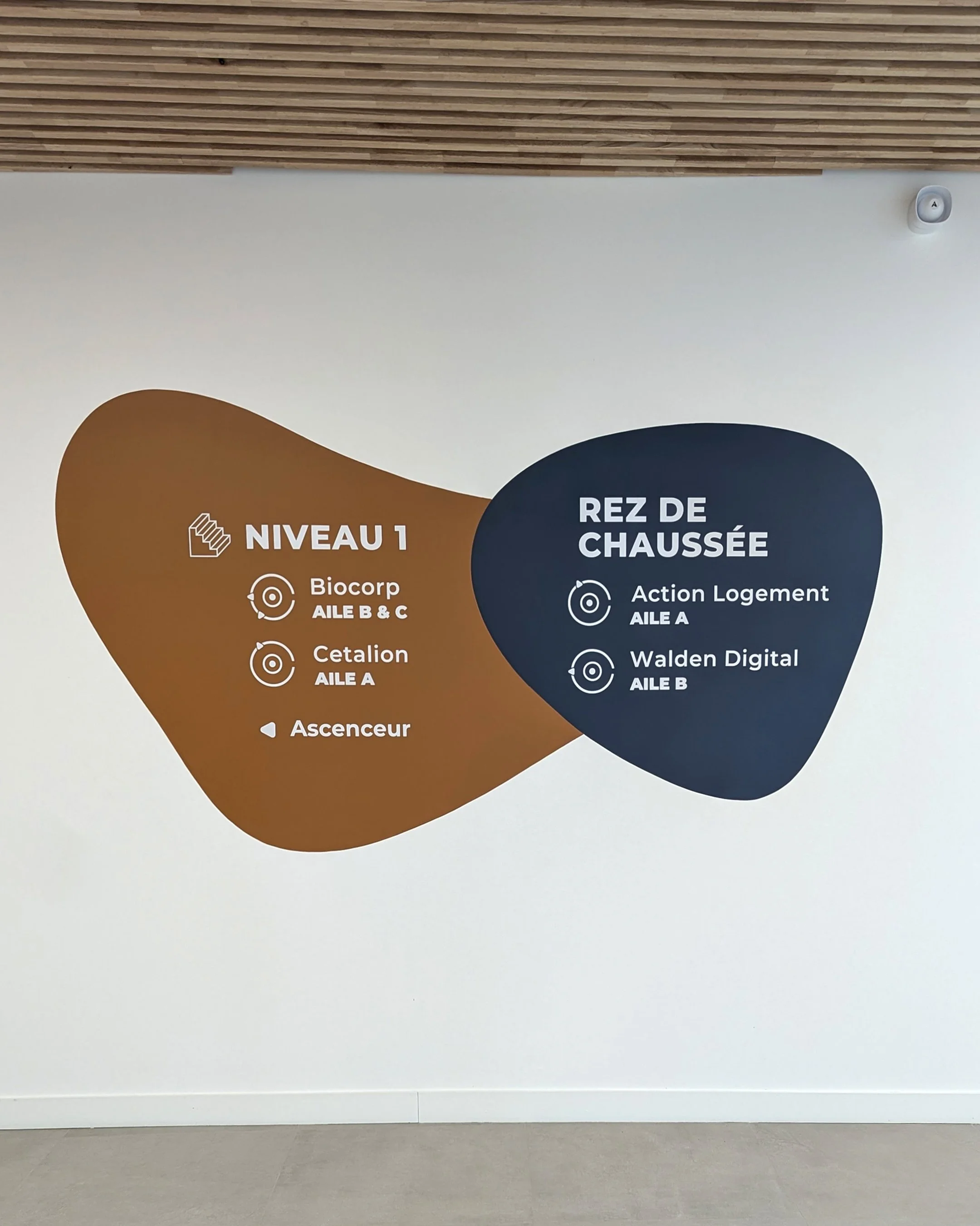 Dixneufcent_Enseigne_ATOLL_SIGNA 1.jpg