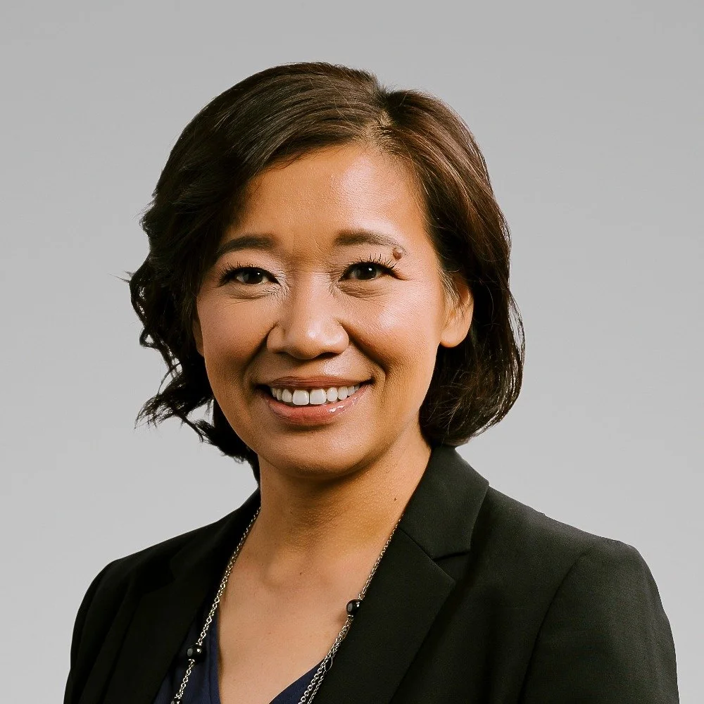 JennyChan Headshot 2_1000x1000.jpg