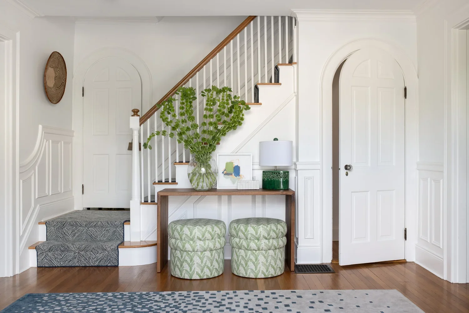 Entryway Design Tips That Works Year-Round