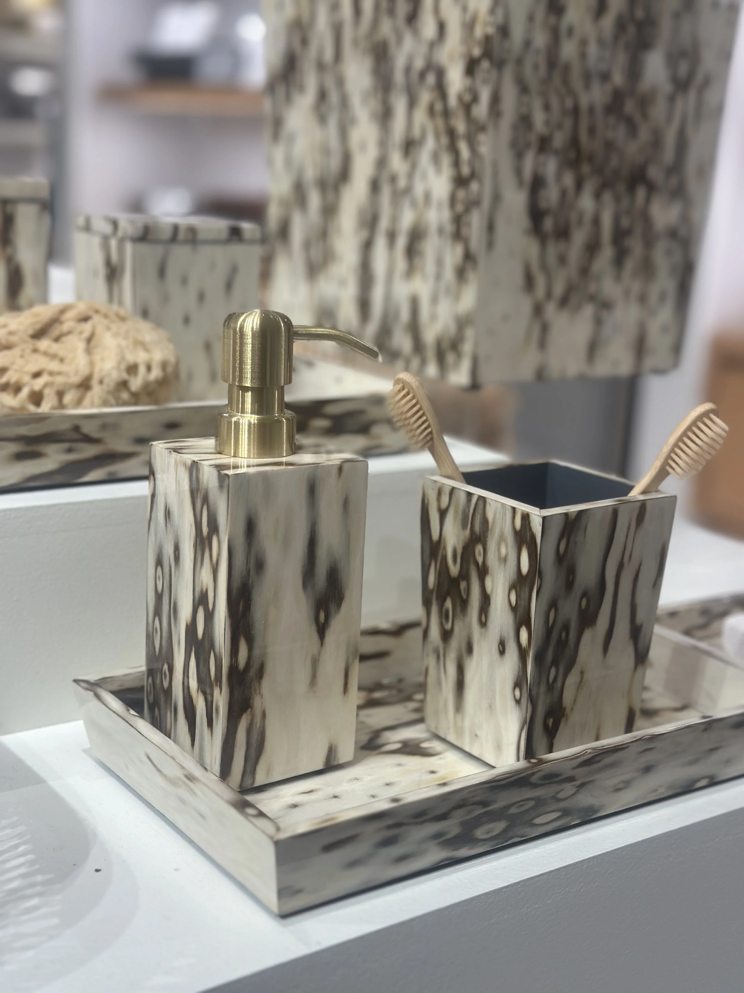 Earthy accessories too.jpg