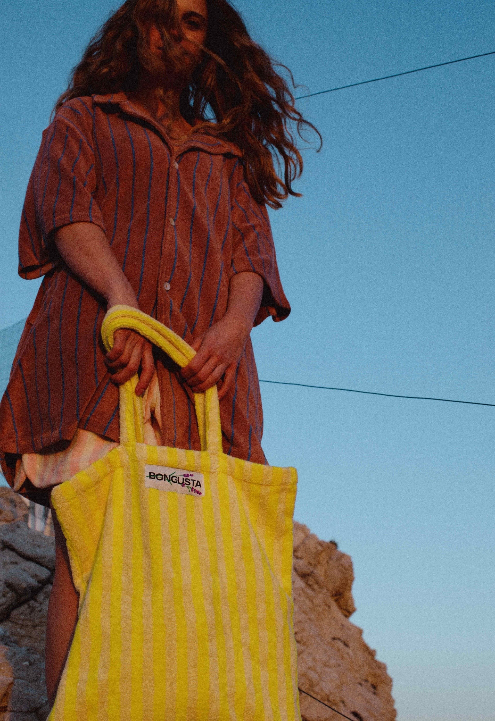 NaramShirt_Totebag_Camel_Ultrama.jpeg