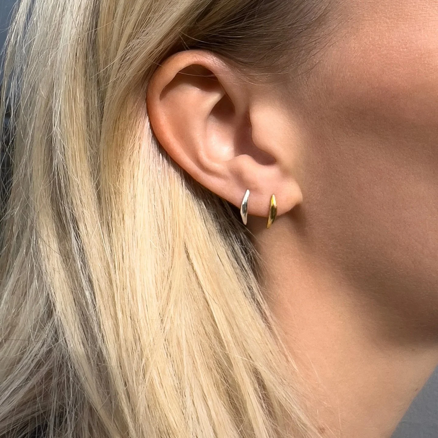 New in from @torylongjewellery 

Giving the illusion of a hoop, these beautiful Curve Studs are made to be worn alone or stacked for a statement.
Available in 18k gold vermeil or sterling silver.