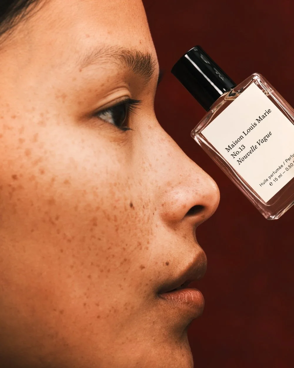 Spotlight Scent. Where Sun Meets Sea, explore Nouvelle Vague from @maisonlouismarie . Unhurried, warm, golden. A sunlit stroll along the shore. No.13 Nouvelle Vague welcomes long afternoons with
fresh muguet, ripe fig, and grounding tonka.

Explore N