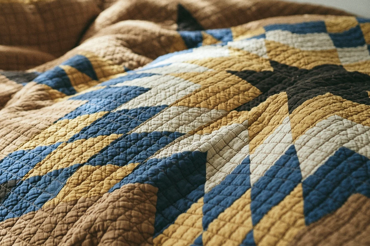 2102285521.jpg