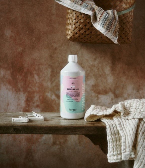 petit-grain-natural-laundry-soap.jpeg