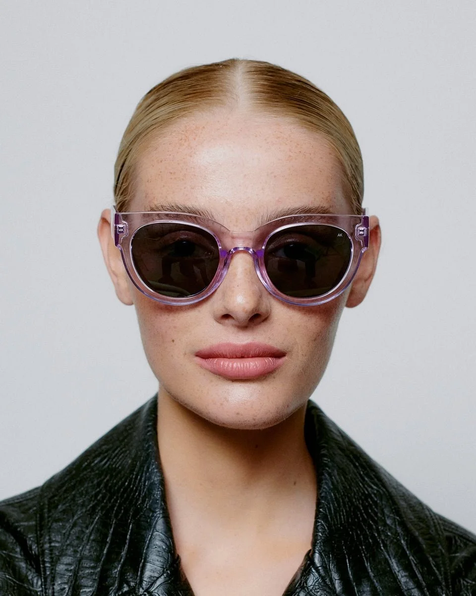 A.KJAERBEDE_LILLY_KL2215_LAVENDER-TRANSPARENT_FRONT_WOMAN_960x1200_crop_center.jpg