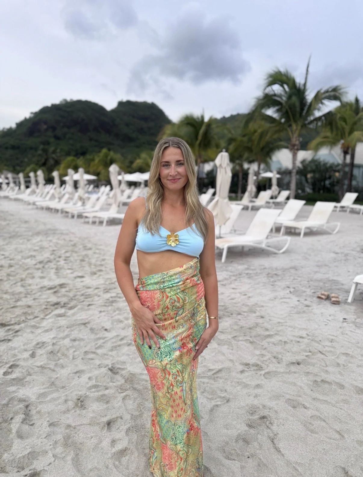 Book your mobile spray tan before your cruise or vacation with a luxury service.