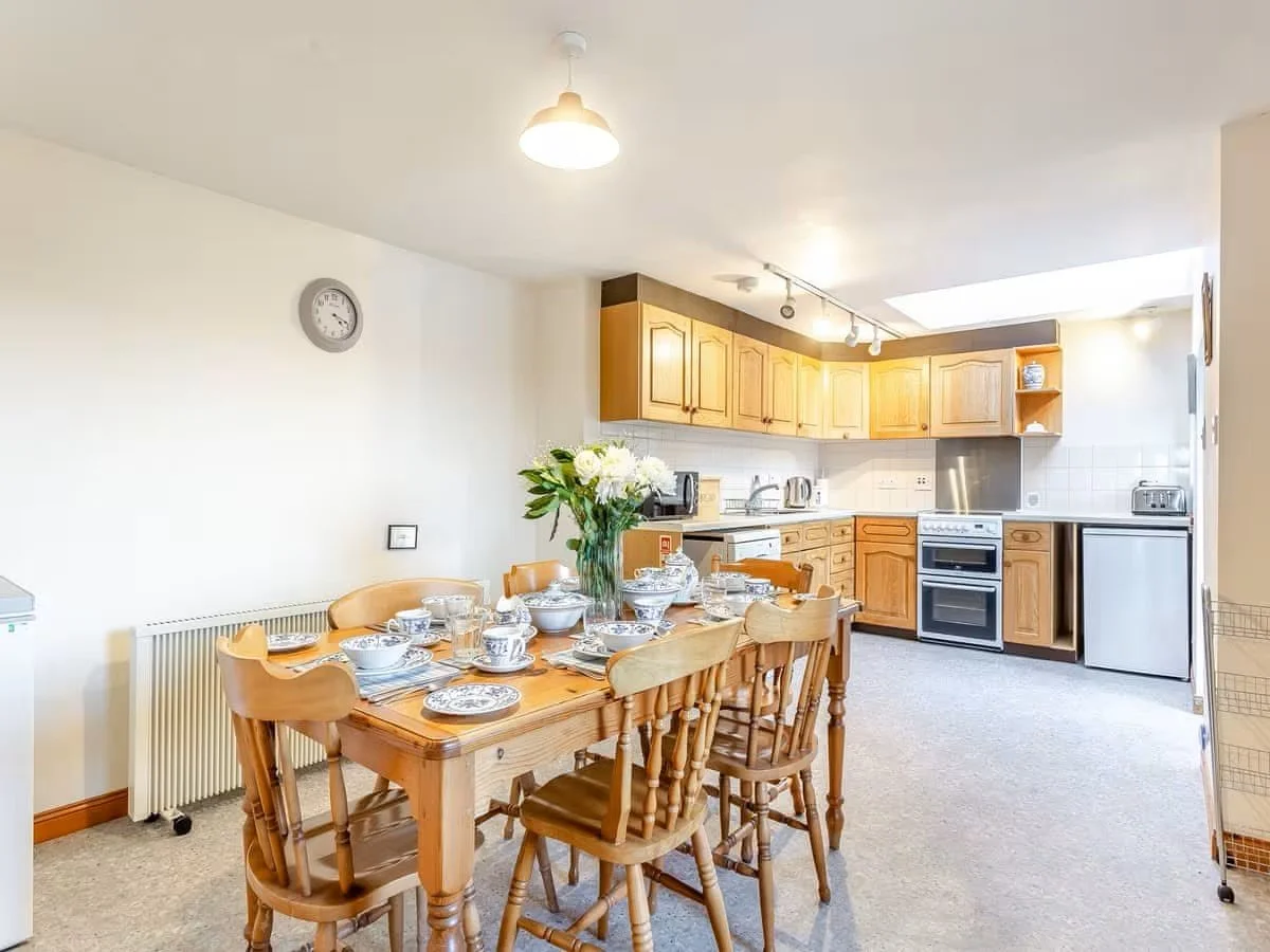 Wester - kitchen dining.jpeg