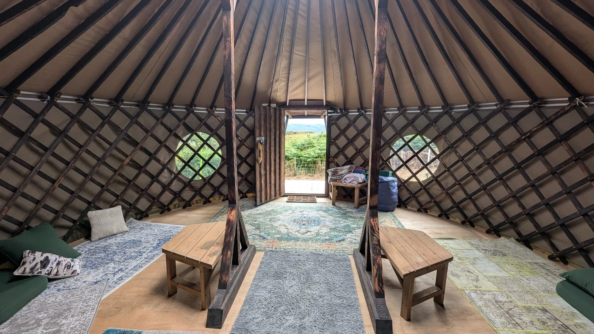 03 Bunloit yurt inside looking to front autumn 2025.jpg