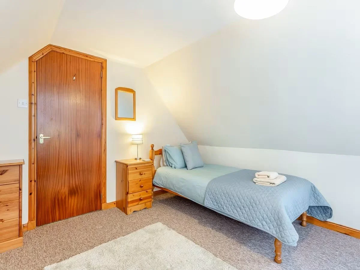 Wester - Bedroom  tripple 2.jpeg