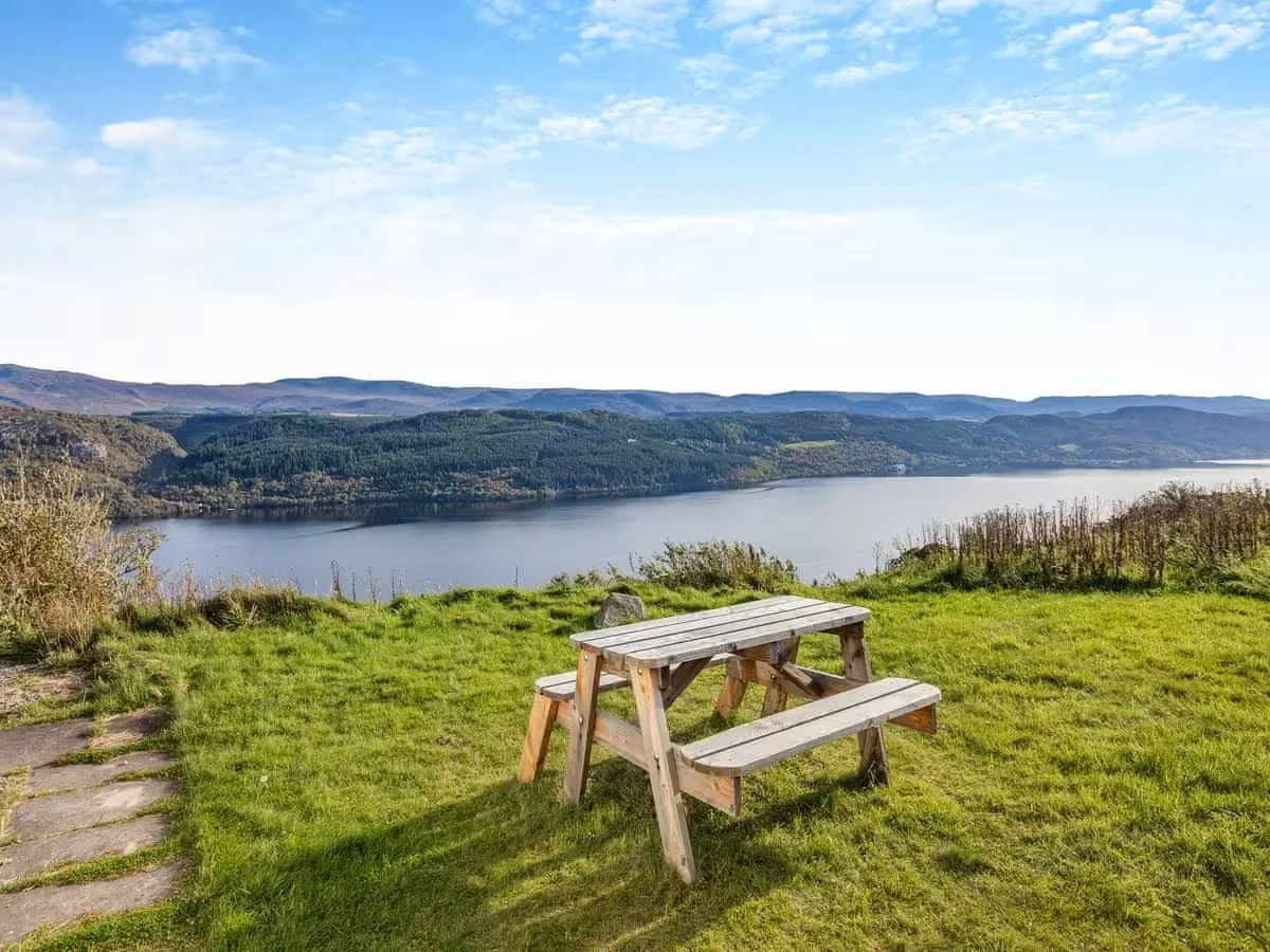 Wester - View from house - picnic table.jpeg
