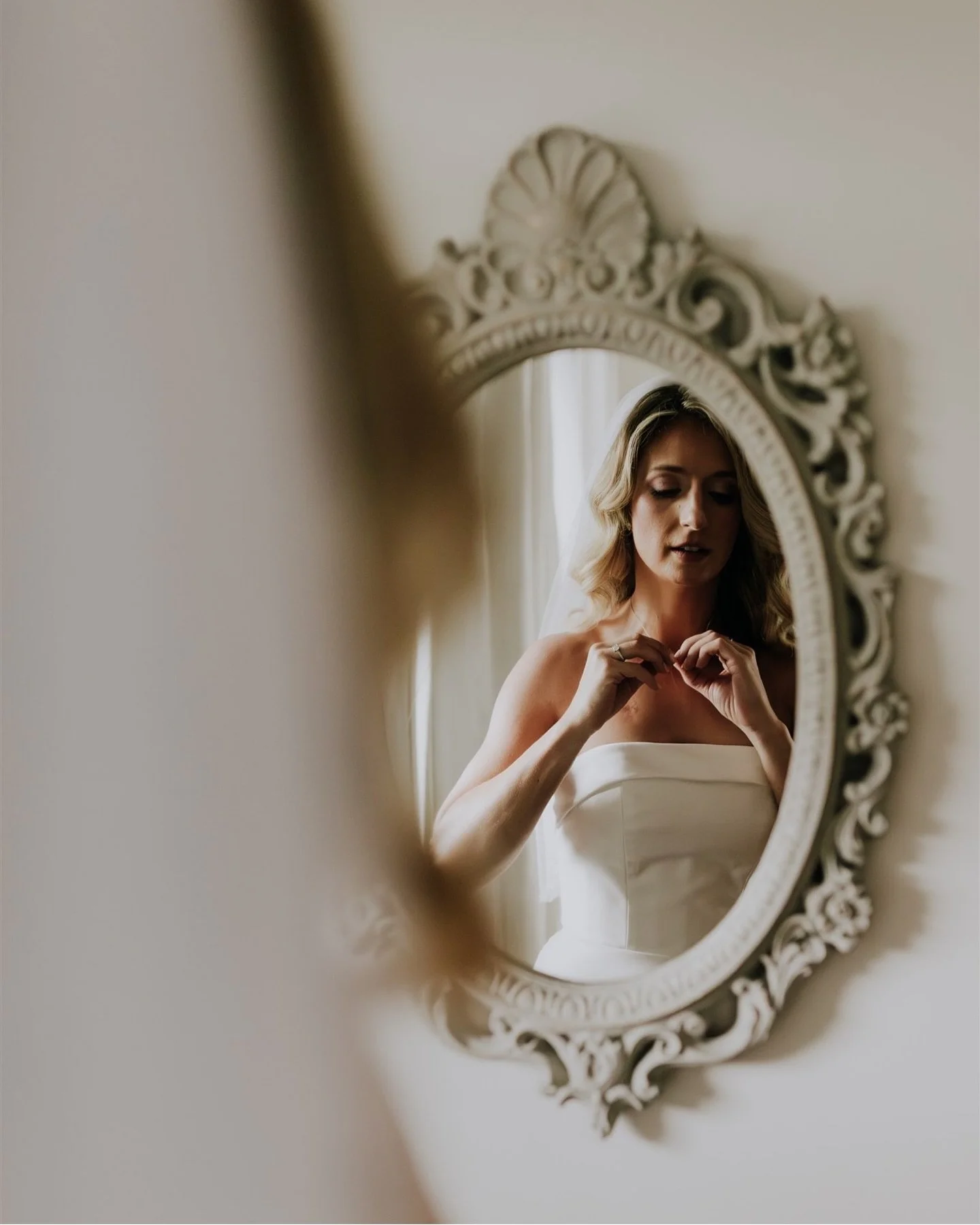 What an absolutely beautiful wedding celebration! Cheers Cara &amp; Ambrose, to a life time of love and laughter 🥂