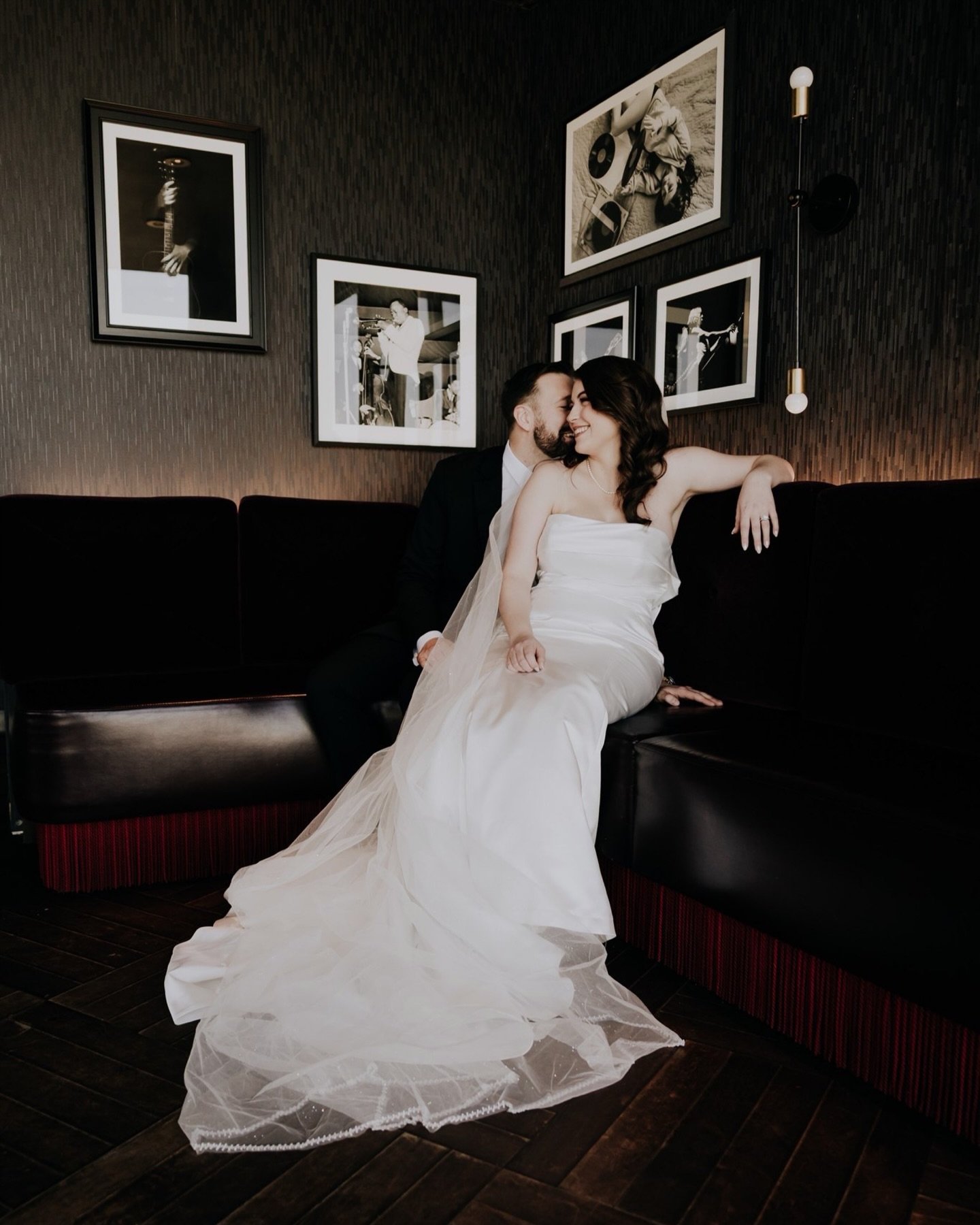 December 21st at The Highlands Detroit ✨
A winter wedding that felt like pure magic. A beautiful, loving couple, surrounded by so much joy, on a day that couldn&rsquo;t have been more perfect. From the skyline views to the incredible team that brough