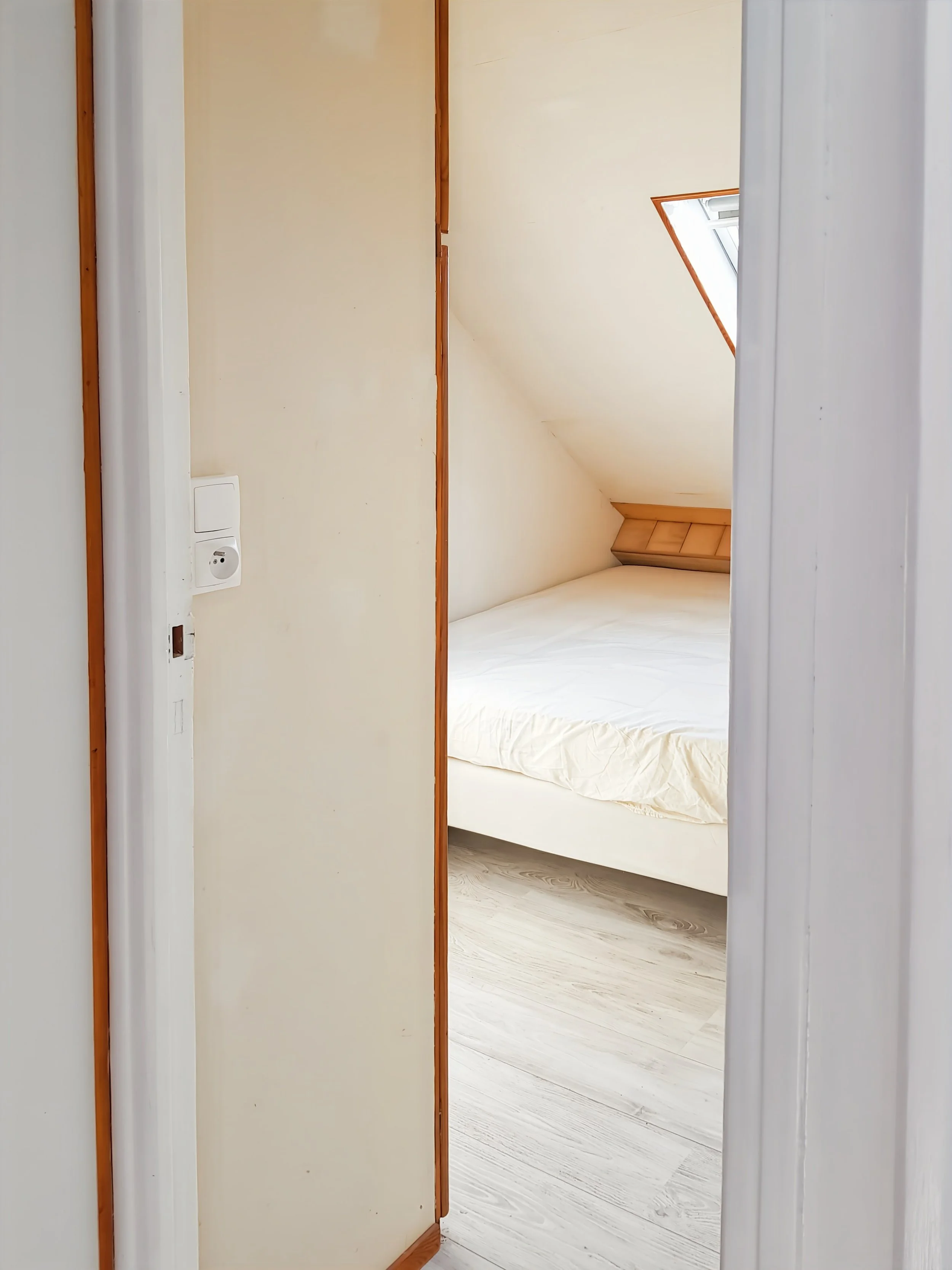 chambre appartement paris.jpg