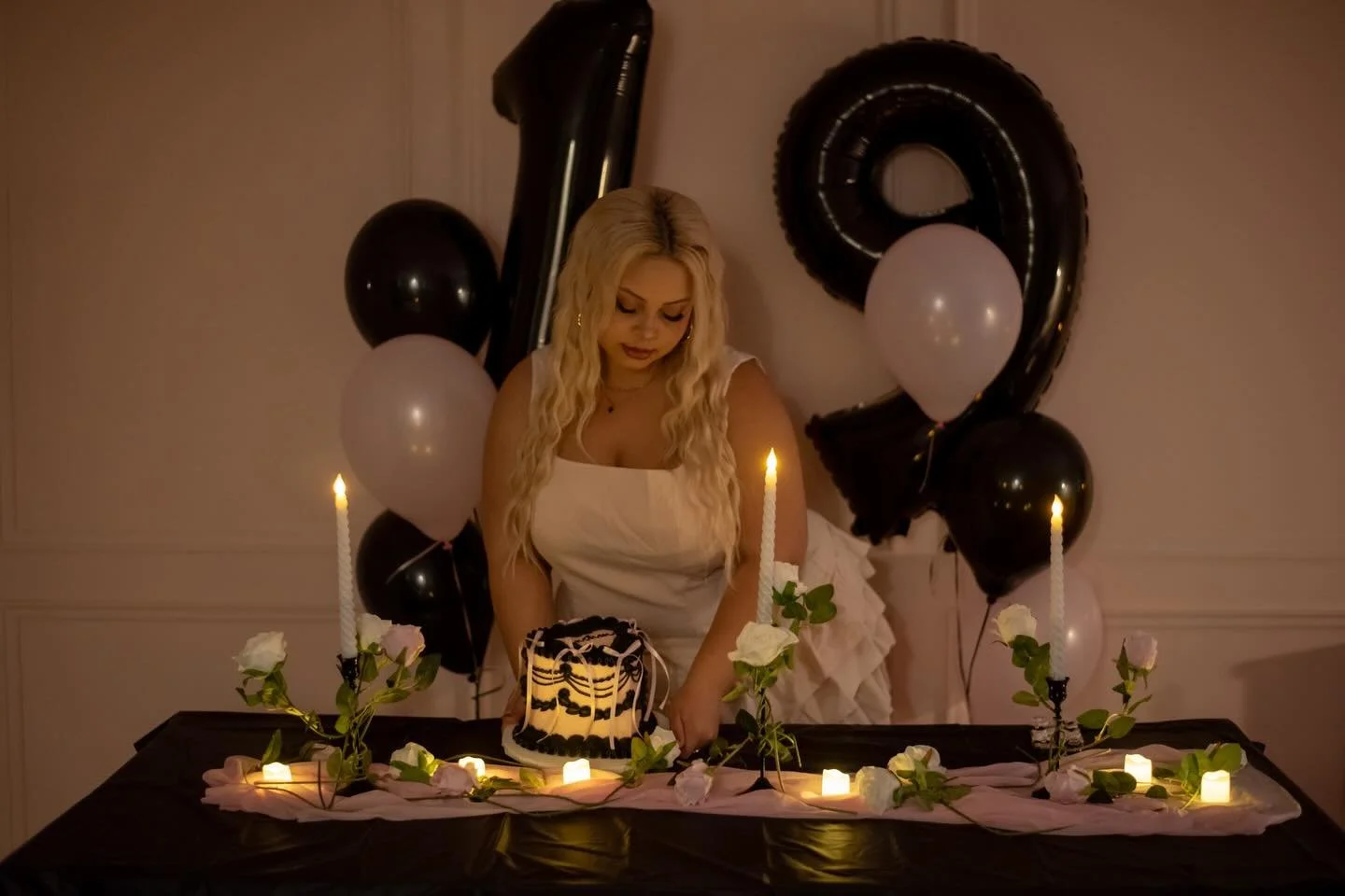 Our baby Scorpio Princess celebrated some amazing achievements this year 🎉🎉
What better way to turn the big 1-9 than to have an aesthetic birthday party with her sister and girls 🥂

Of course we turned it into a photoshoot! Her vision and effort m