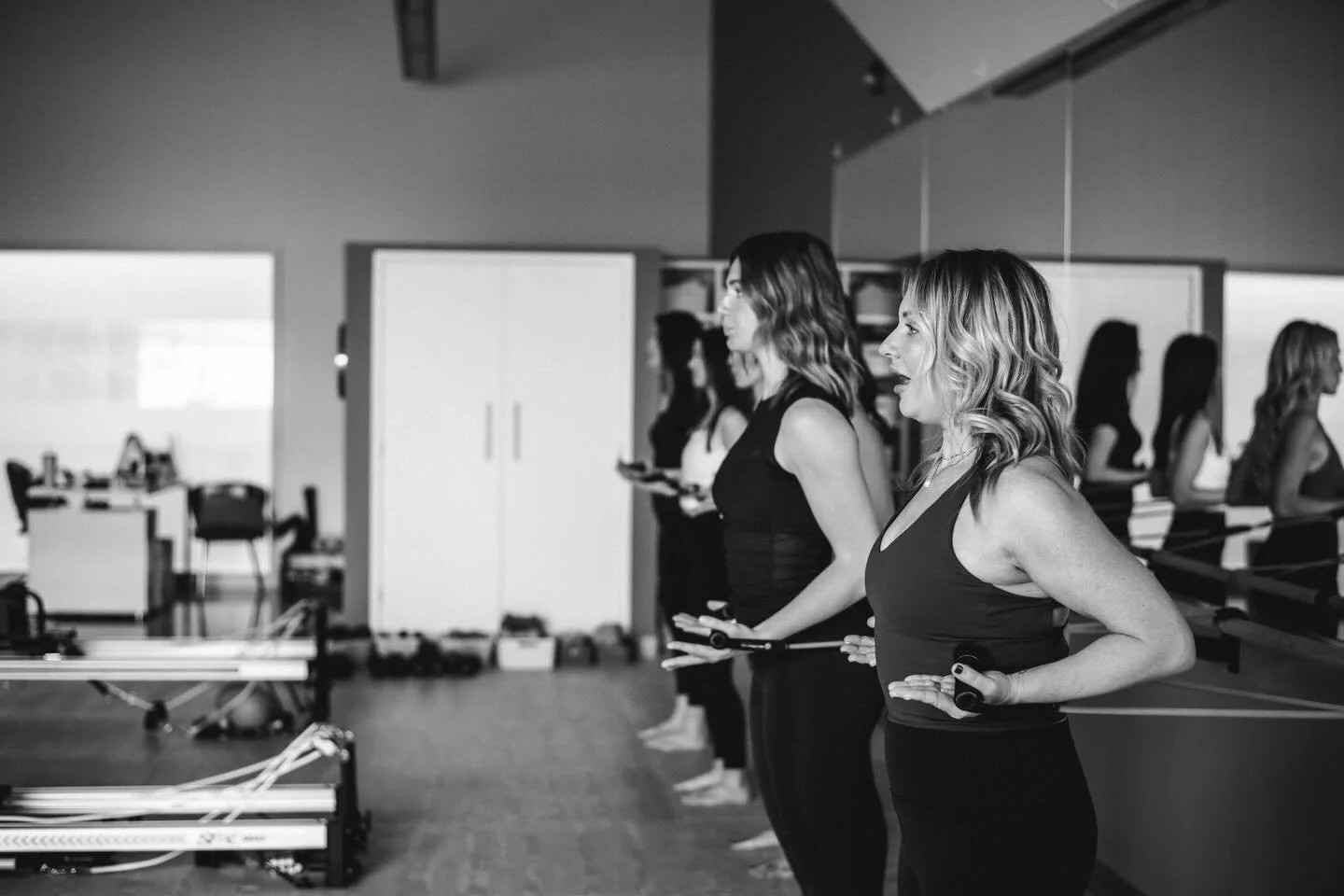 Oh to be a fly on the wall 
What did Lauren say to get that reaction from her neighbour?