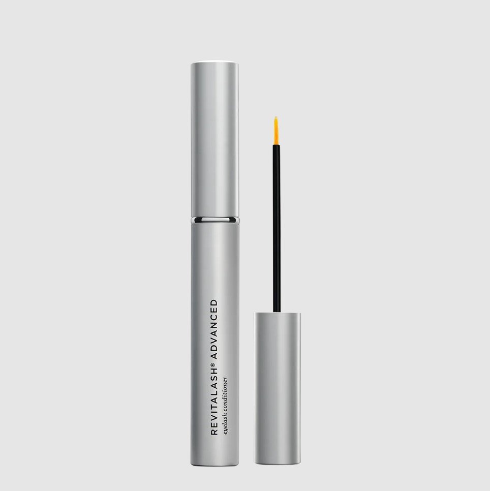 Revitatlash Advanced 3.5ml eyelash conditioner_packshot.jpg