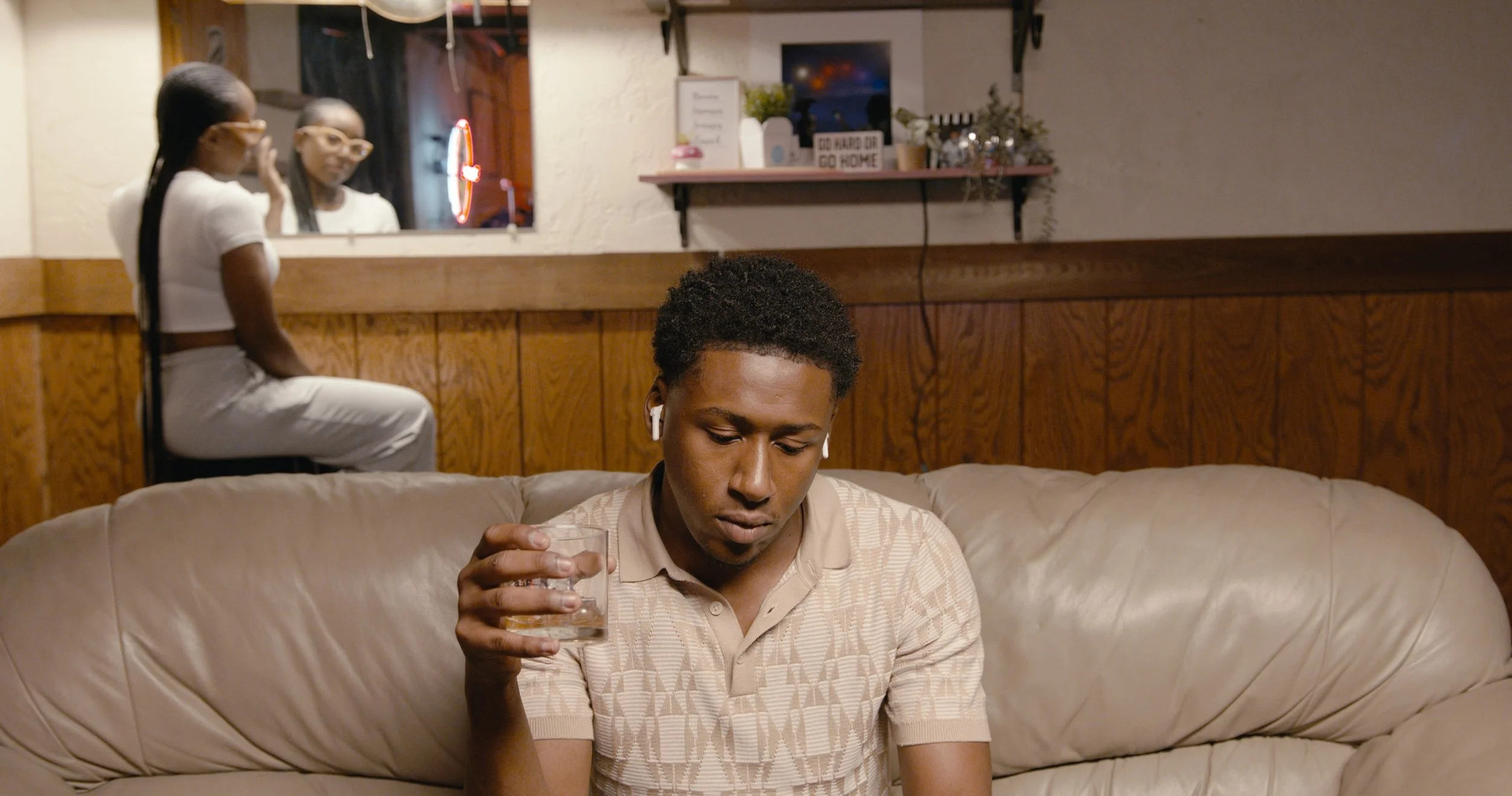 Still 2024-10-09 232957_1.2.1.jpg