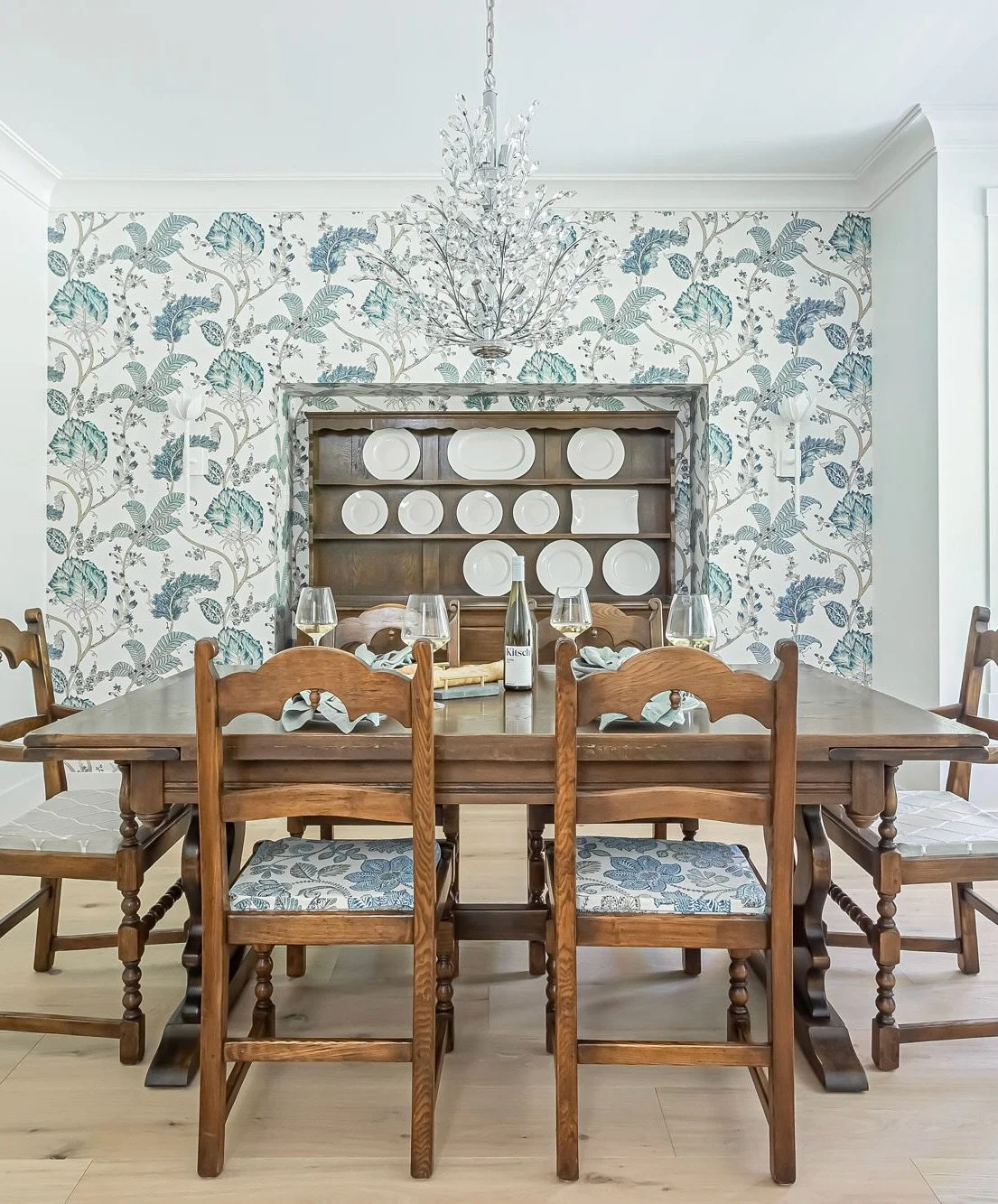 Dinner party, anyone? Beautiful dusty greens, bright whites and multiple wood tones set the bar in this dining room. 

Project: Parkway Boulevard 
Staging &amp; Decor: @shayeinteriors
Contractor: @earenovations