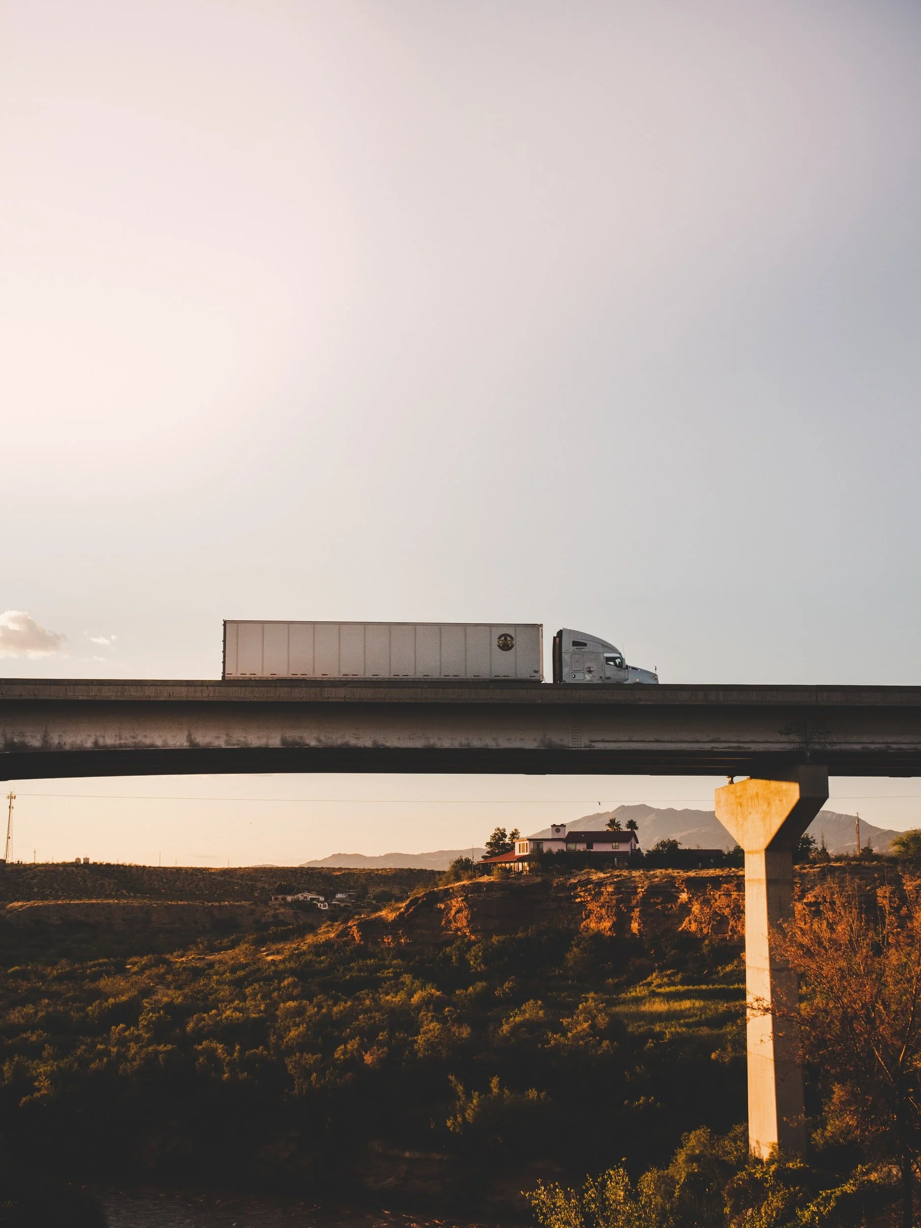 Self-Driving Trucks Start to Propel Land Rush Near Major Cities