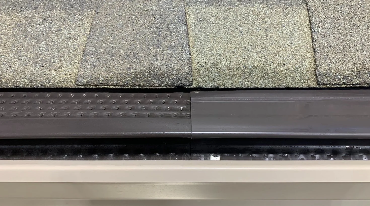 Model of high flow and no hole gutter cover