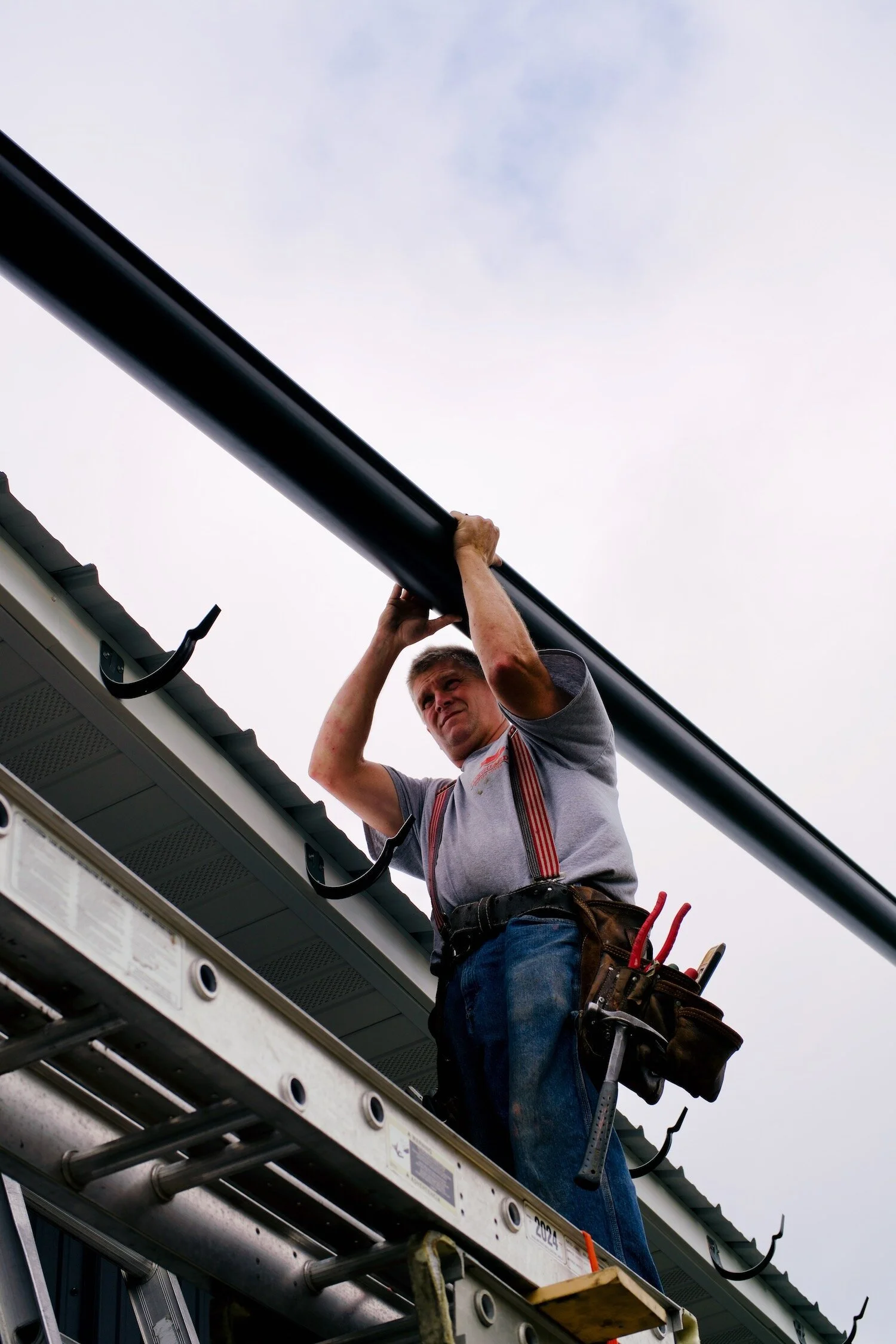 Half round gutters and hangers
