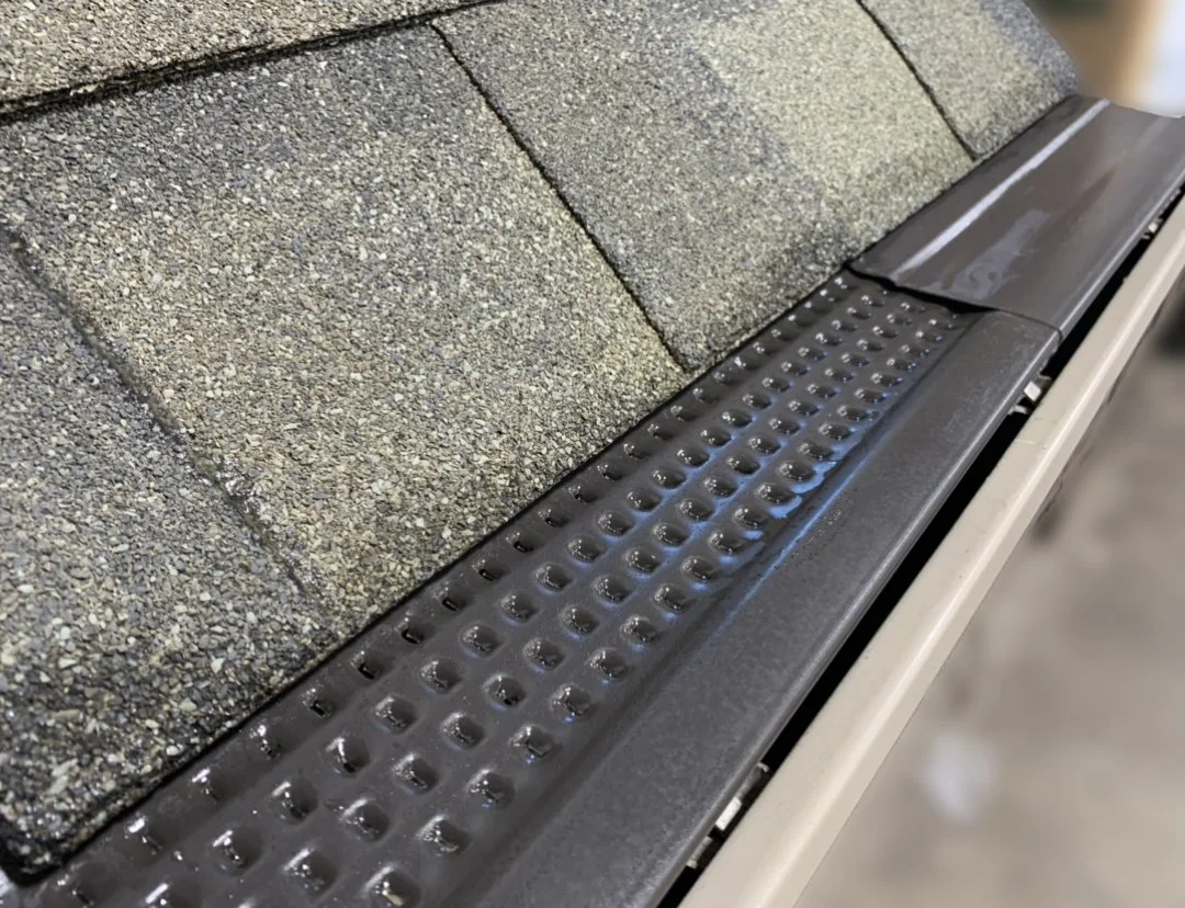 Model of high flow and no hole gutter cover